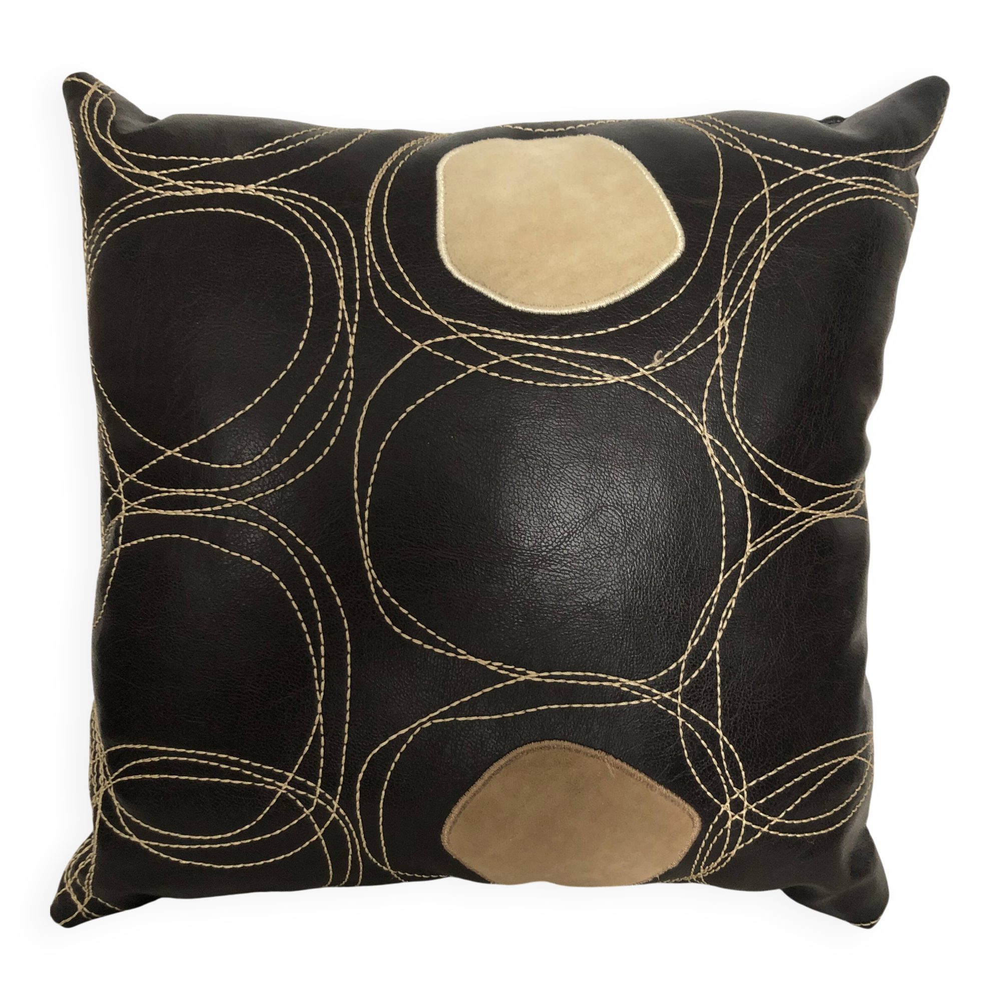 Coussins cuir design vintage