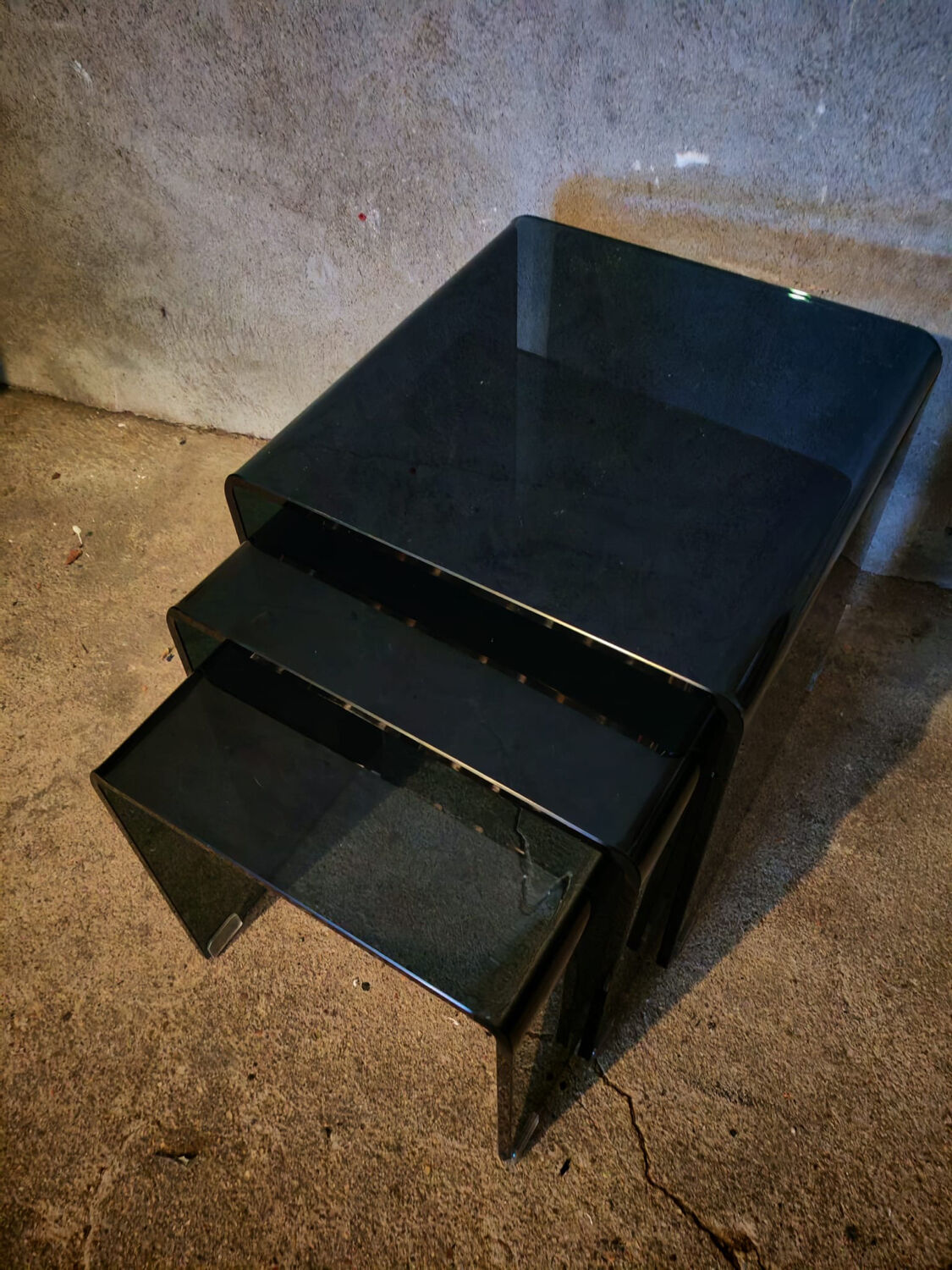 3 nesting coffee tables in smoked glass