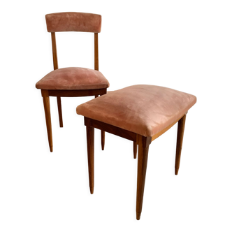 Set chair and velvet footrest