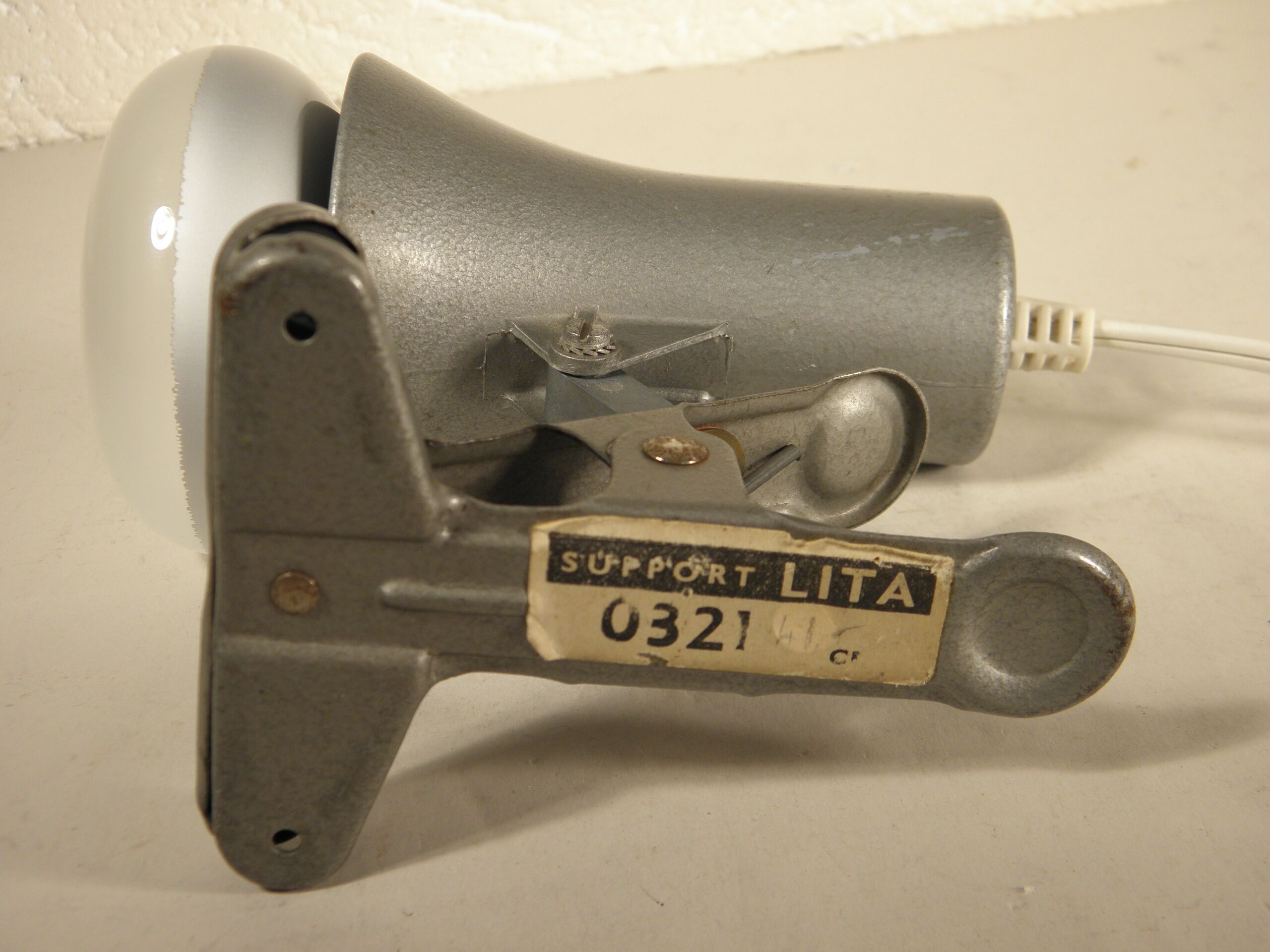 Lita clip-on spot 70s