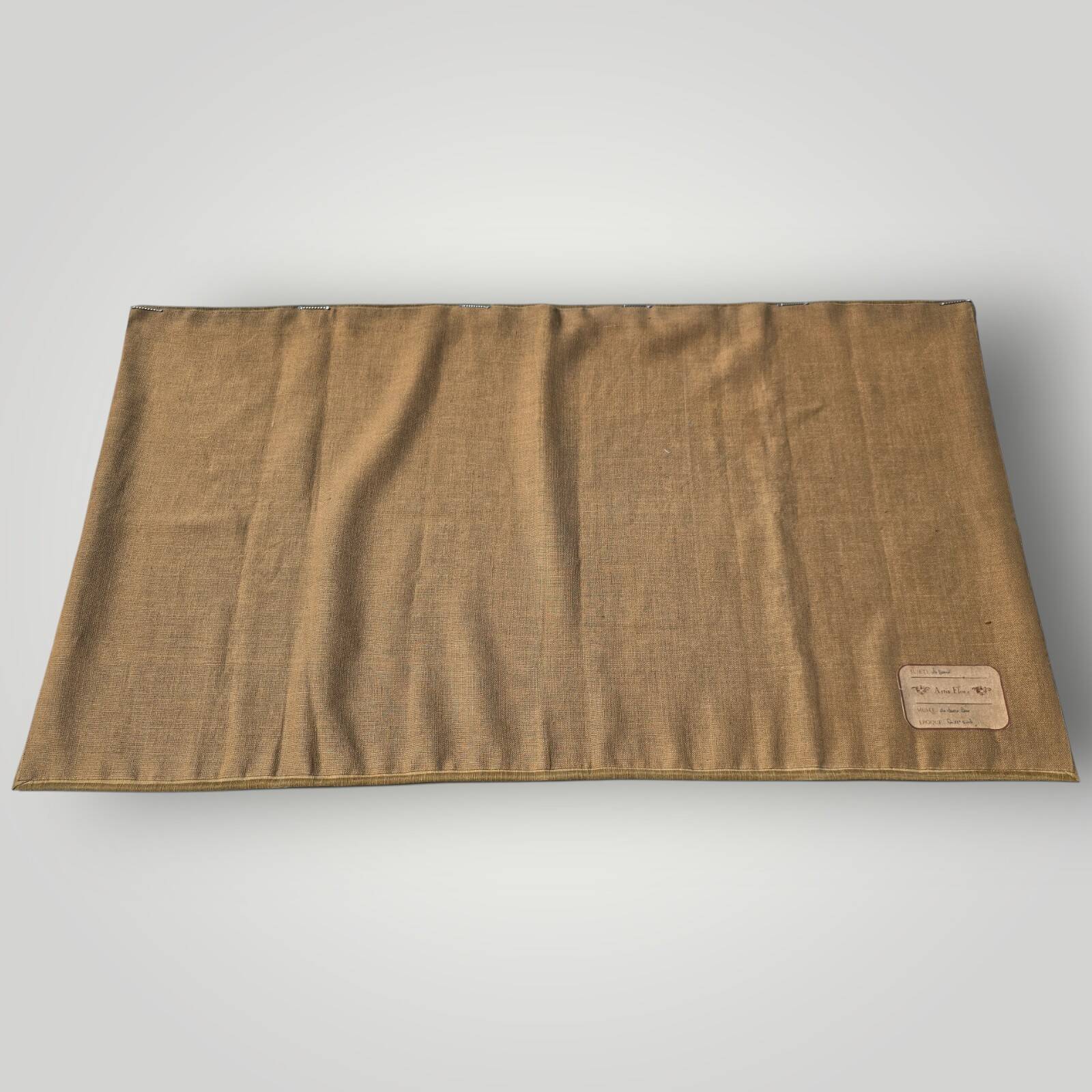 Vintage French Tapestry “La Dame” Artis Flora, Medievale , Musée du Louvre