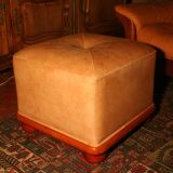 Cube pouf in light brown leather