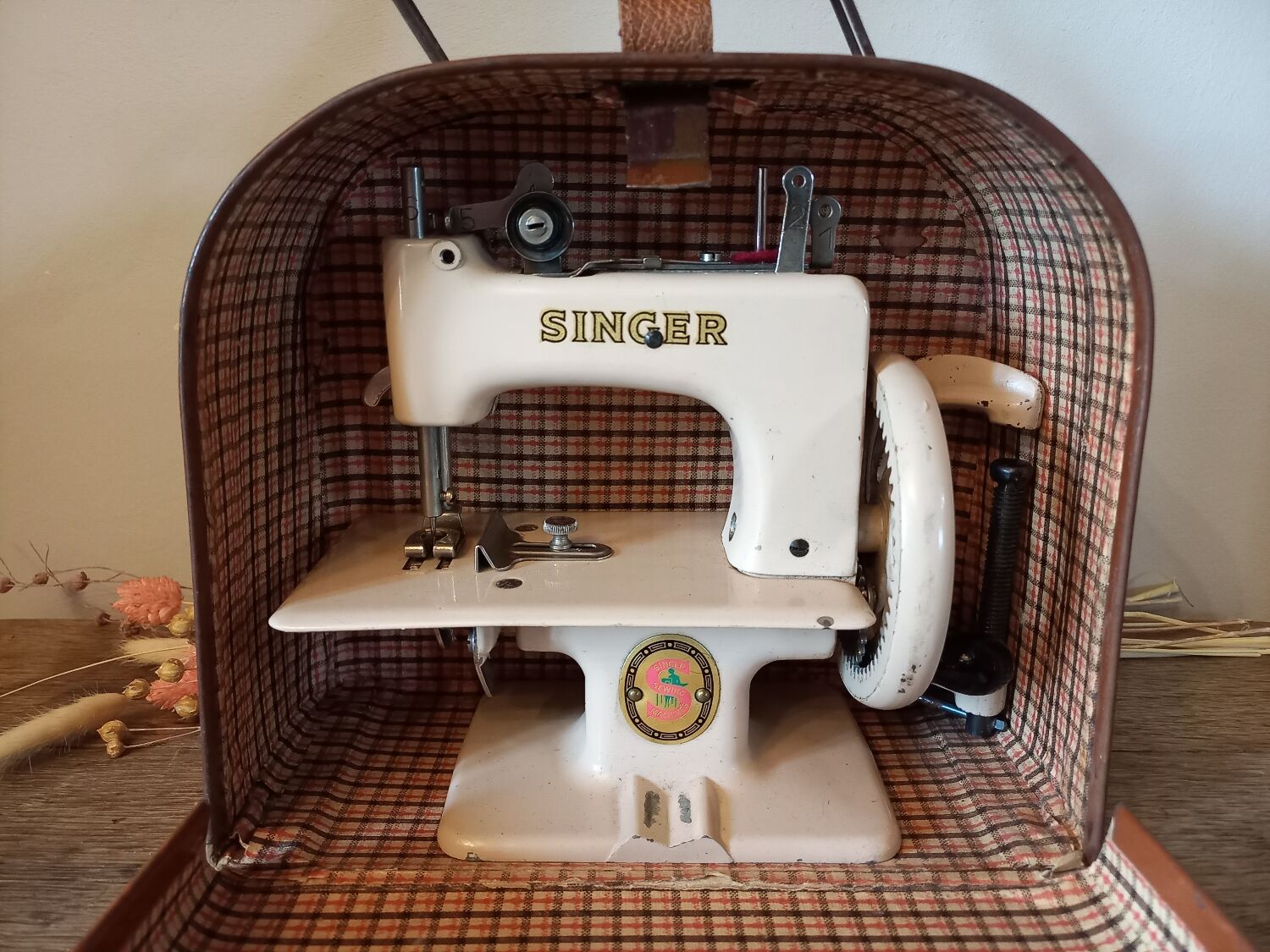 Sewing machine toy vintage Baby Singer 1950 1960