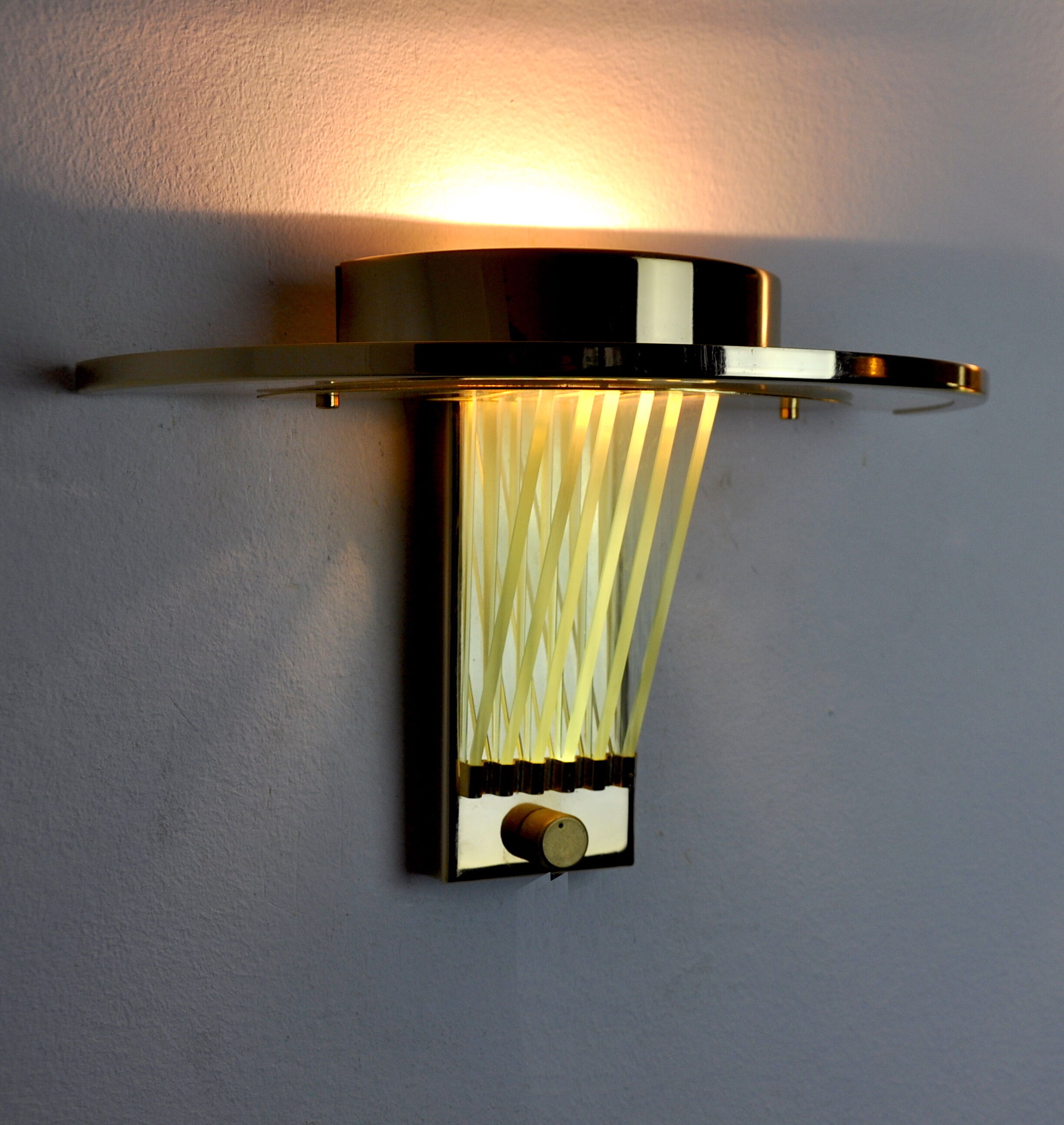 Wall lamp Regency half-moon, Italy, 1970