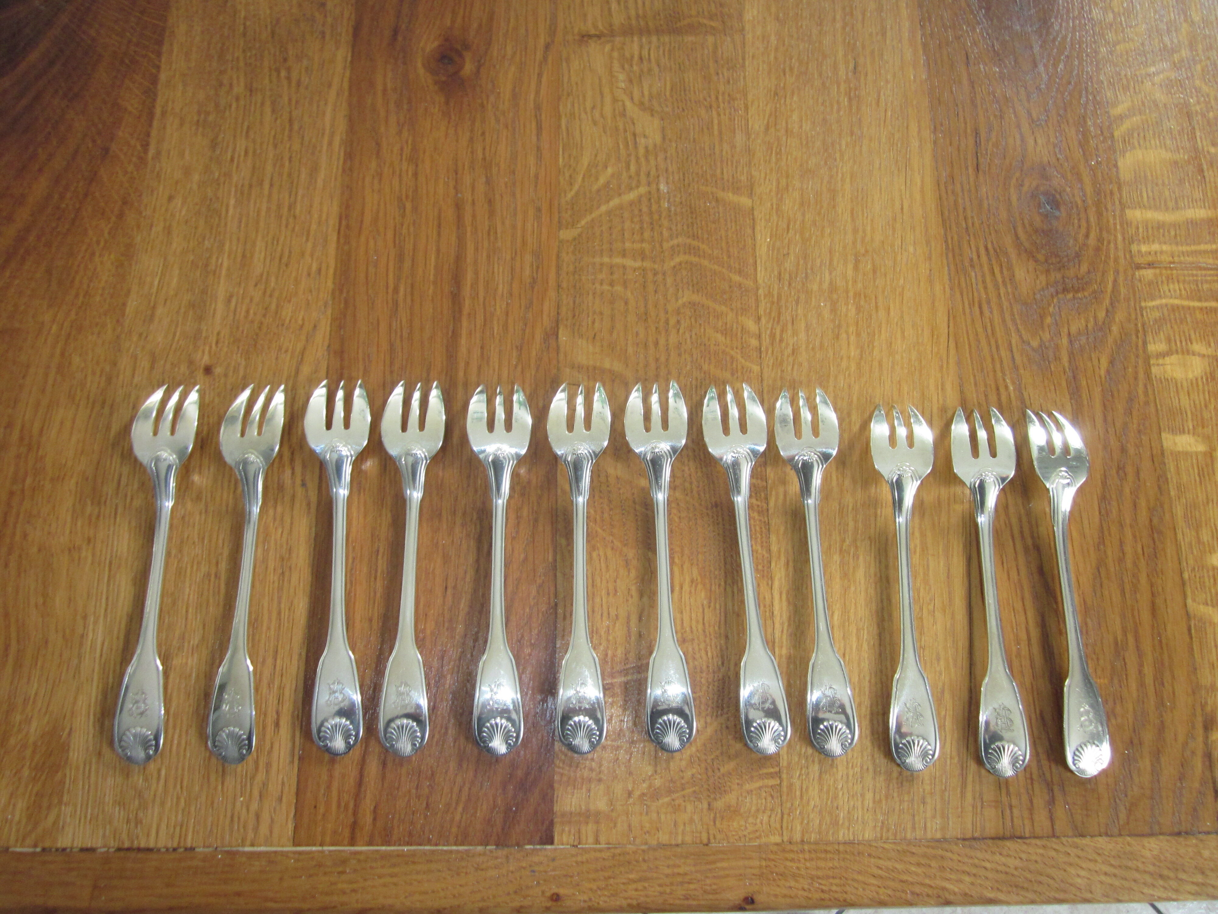 12 forks with cake christofle model shell