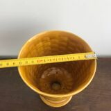 Cache pot sur pied en barbotine vintage