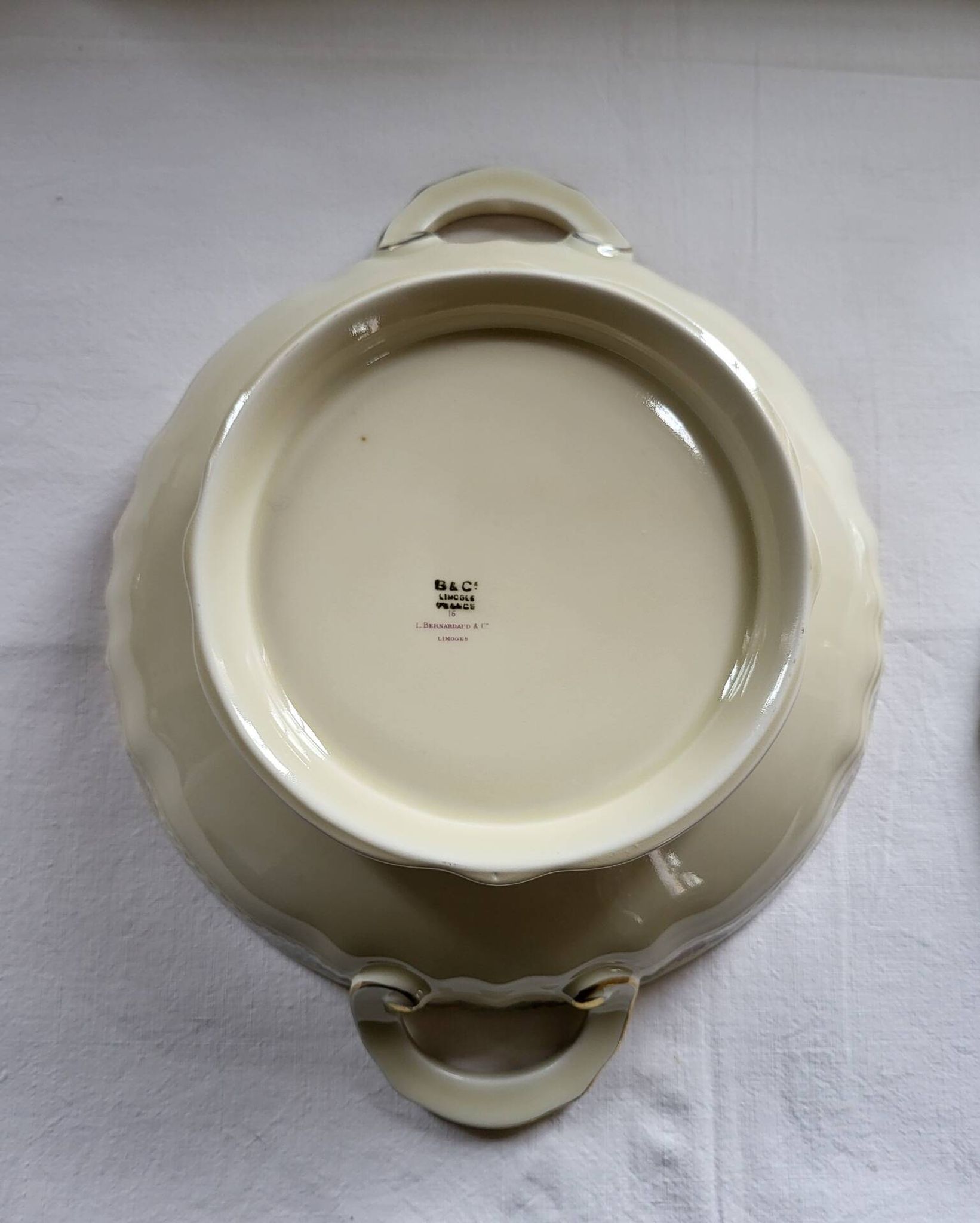Limoges Bernardaud Soup Tureen in Porcelain
