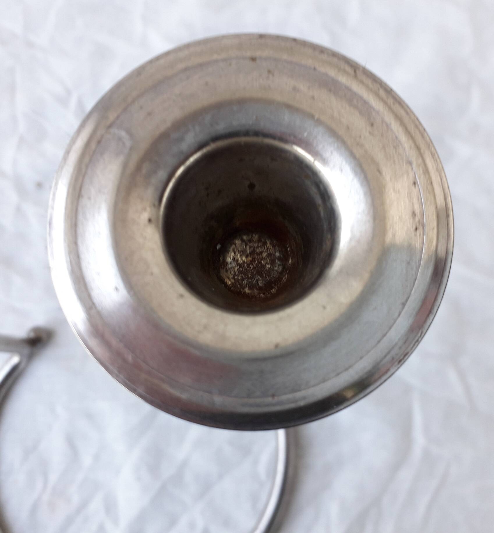Double metal candle holder