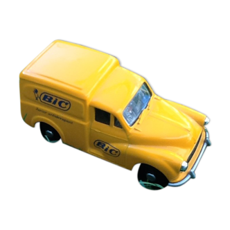 Morris1000 Van Miniature Car (1961) Bic Corgi Scale Advertising: 1/55th