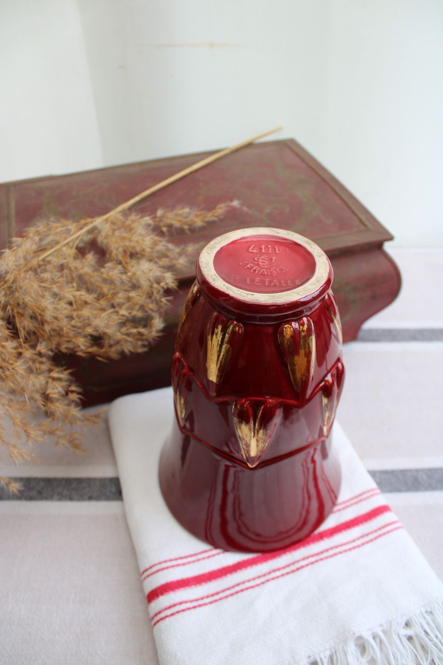 Art Deco ceramic vase