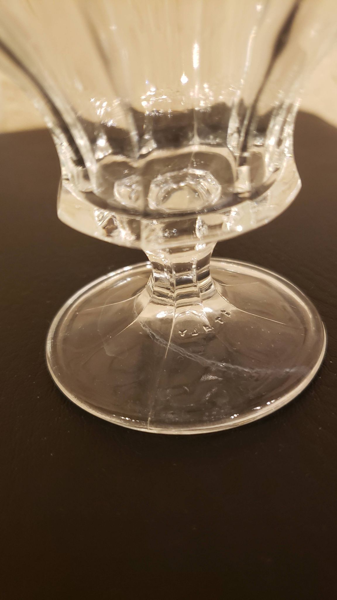 Set of 6 clear glass stemmed glasses