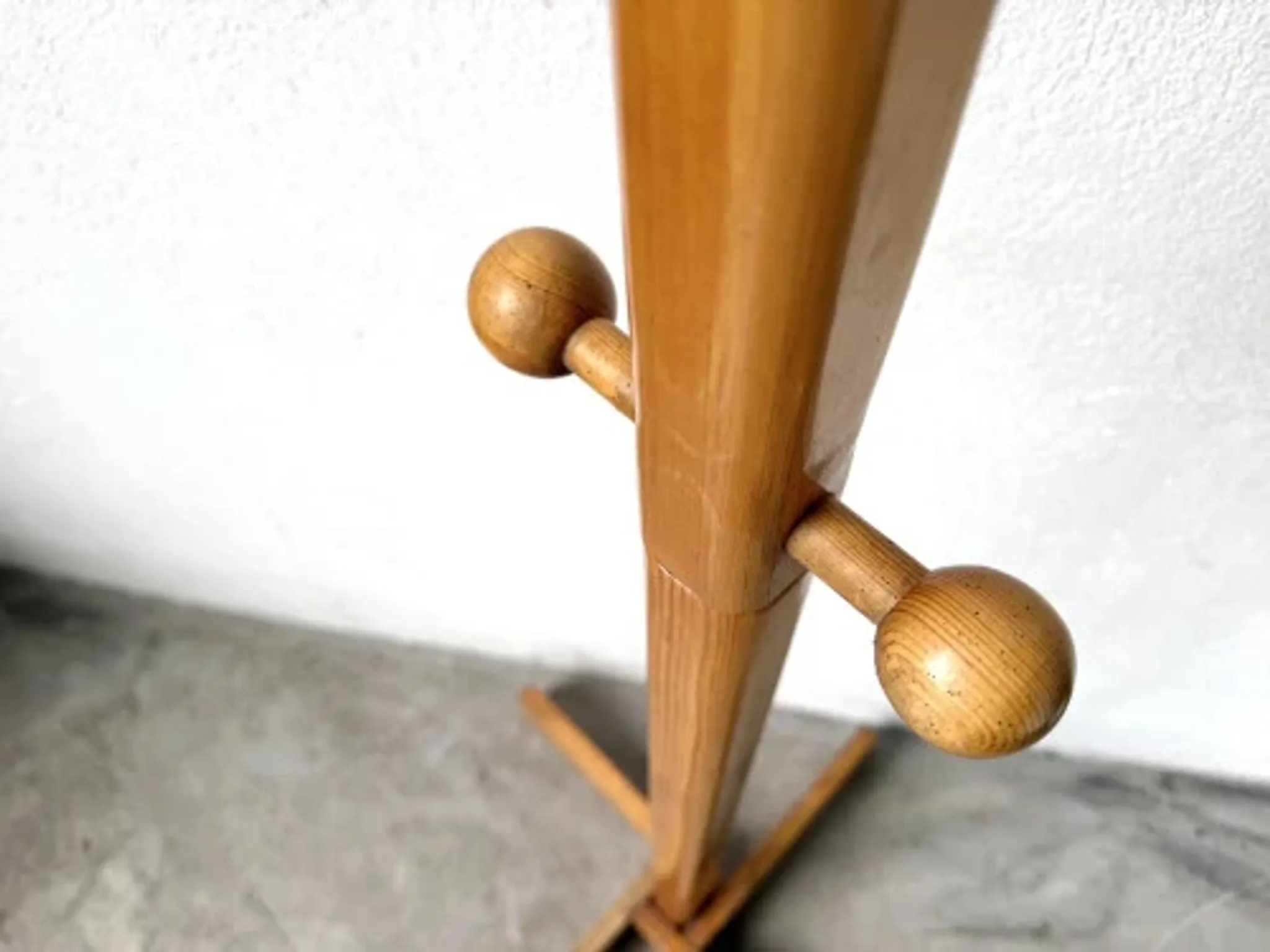 Modernist coat rack in solid pine, 1970s