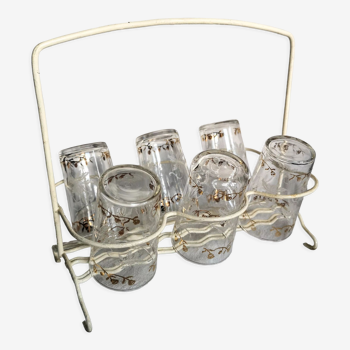 Six decorated glasses in their presentation basket