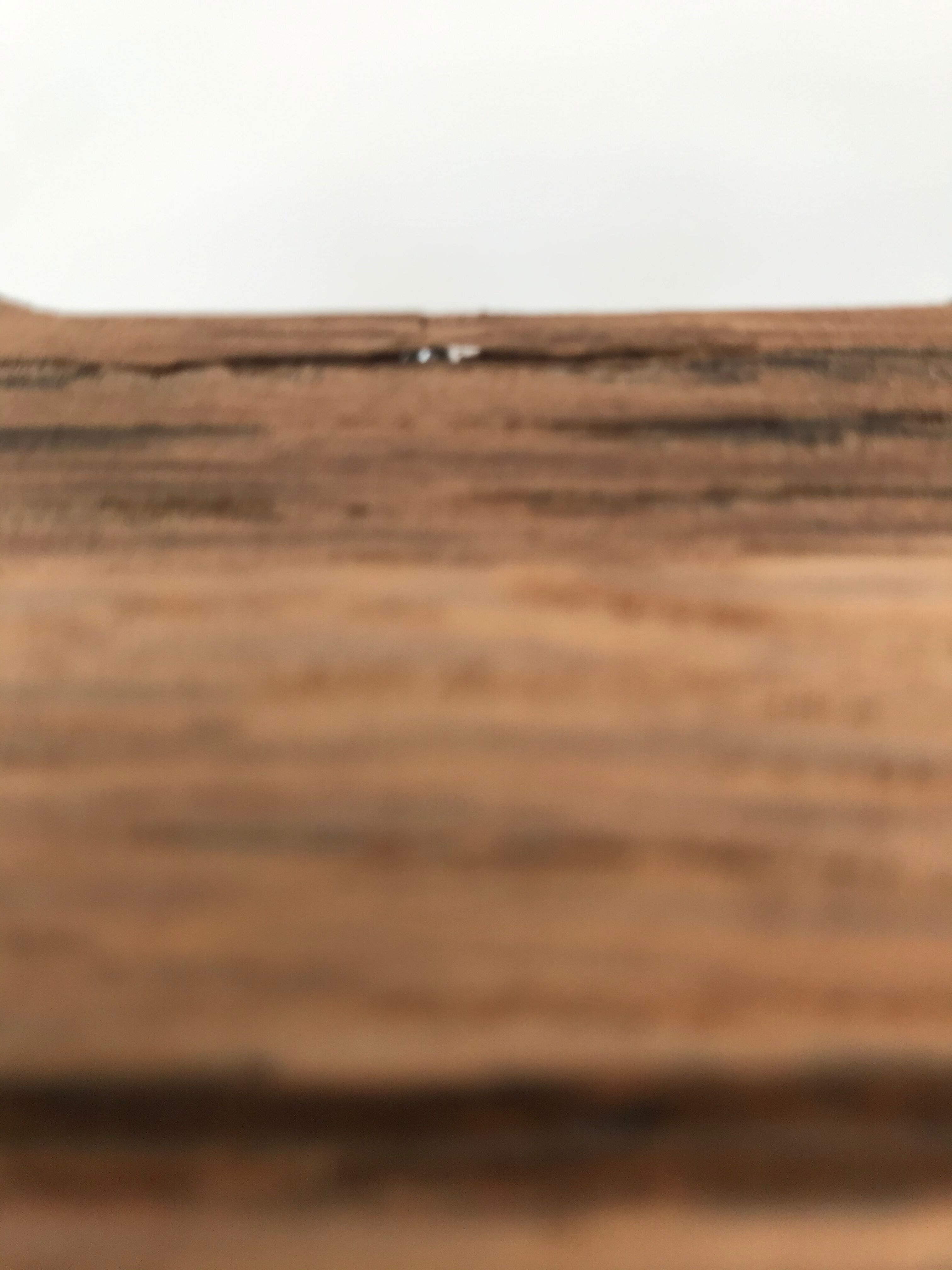 Coat-of-the-table wardrobe