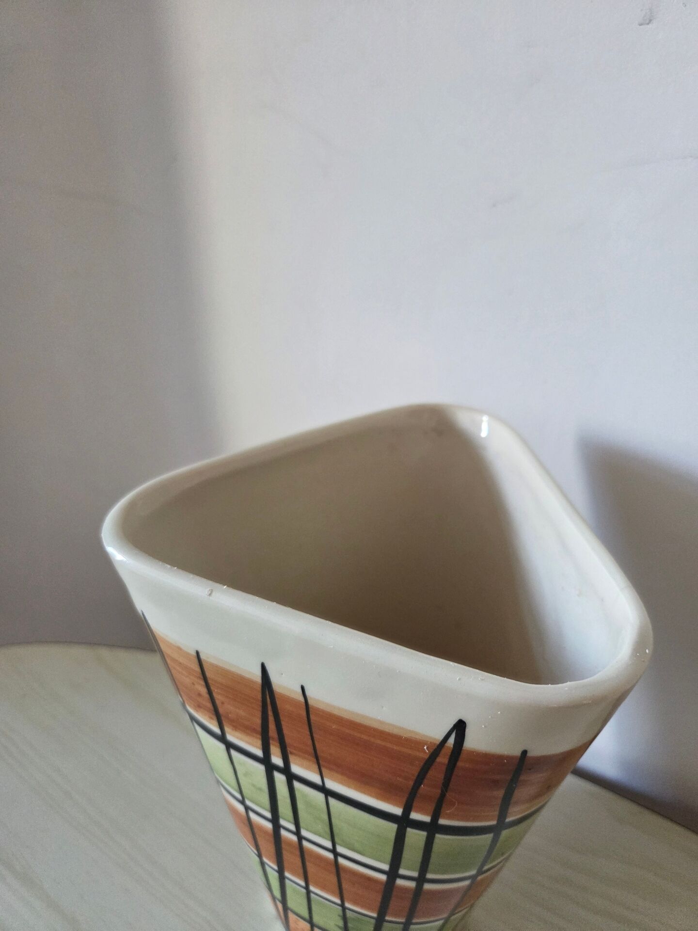 Free-form vase Poët-Laval