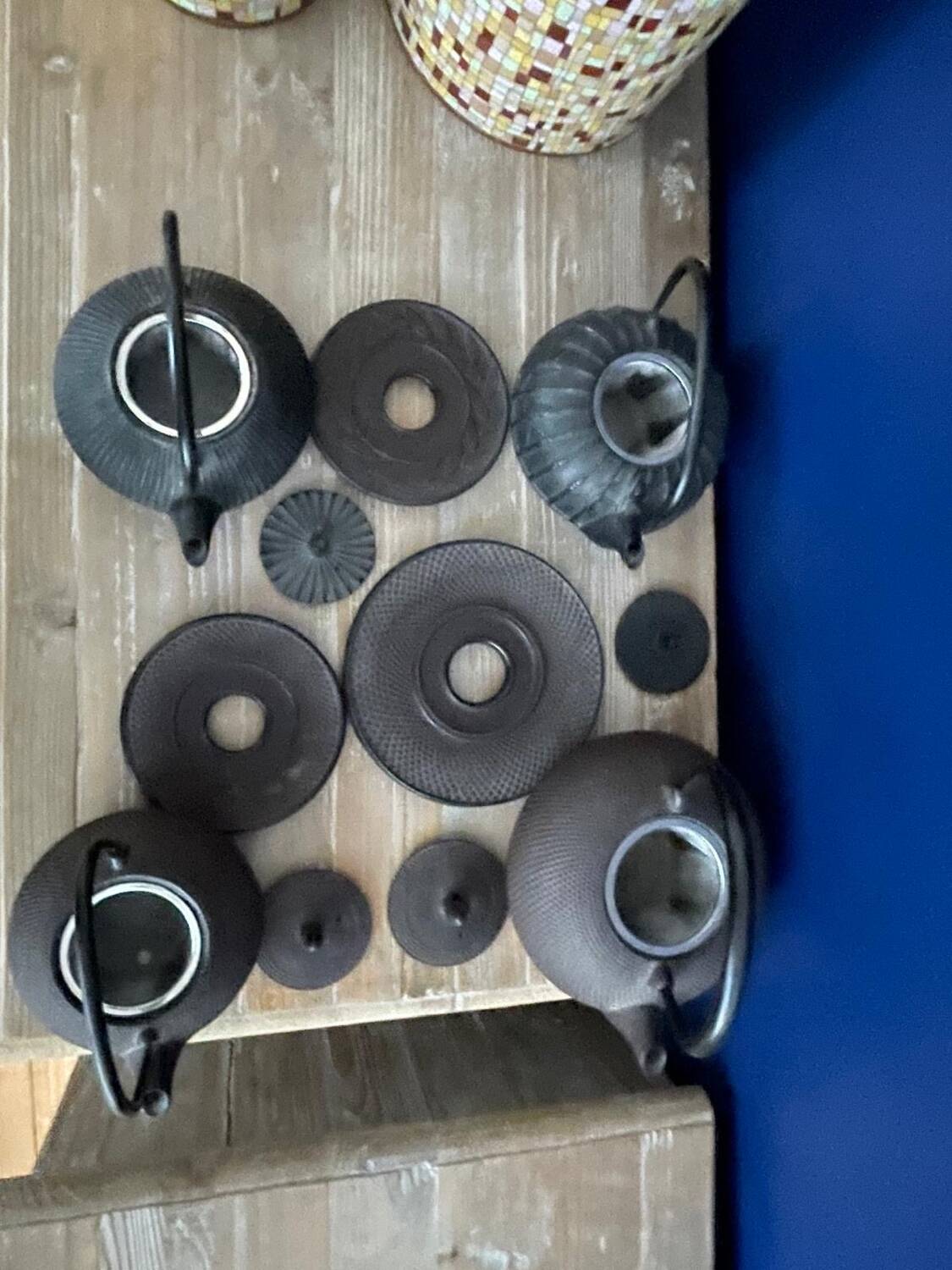 Set of 4 Japanese teapots