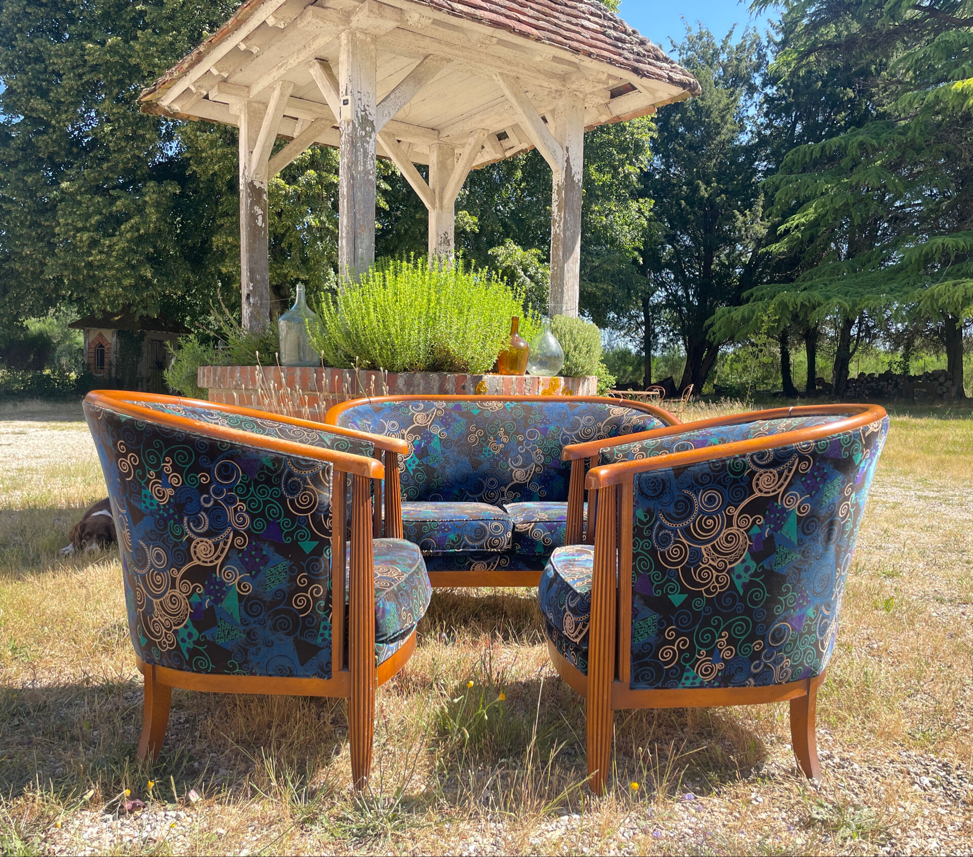 Banquette et fauteuils cabriolets style Art déco