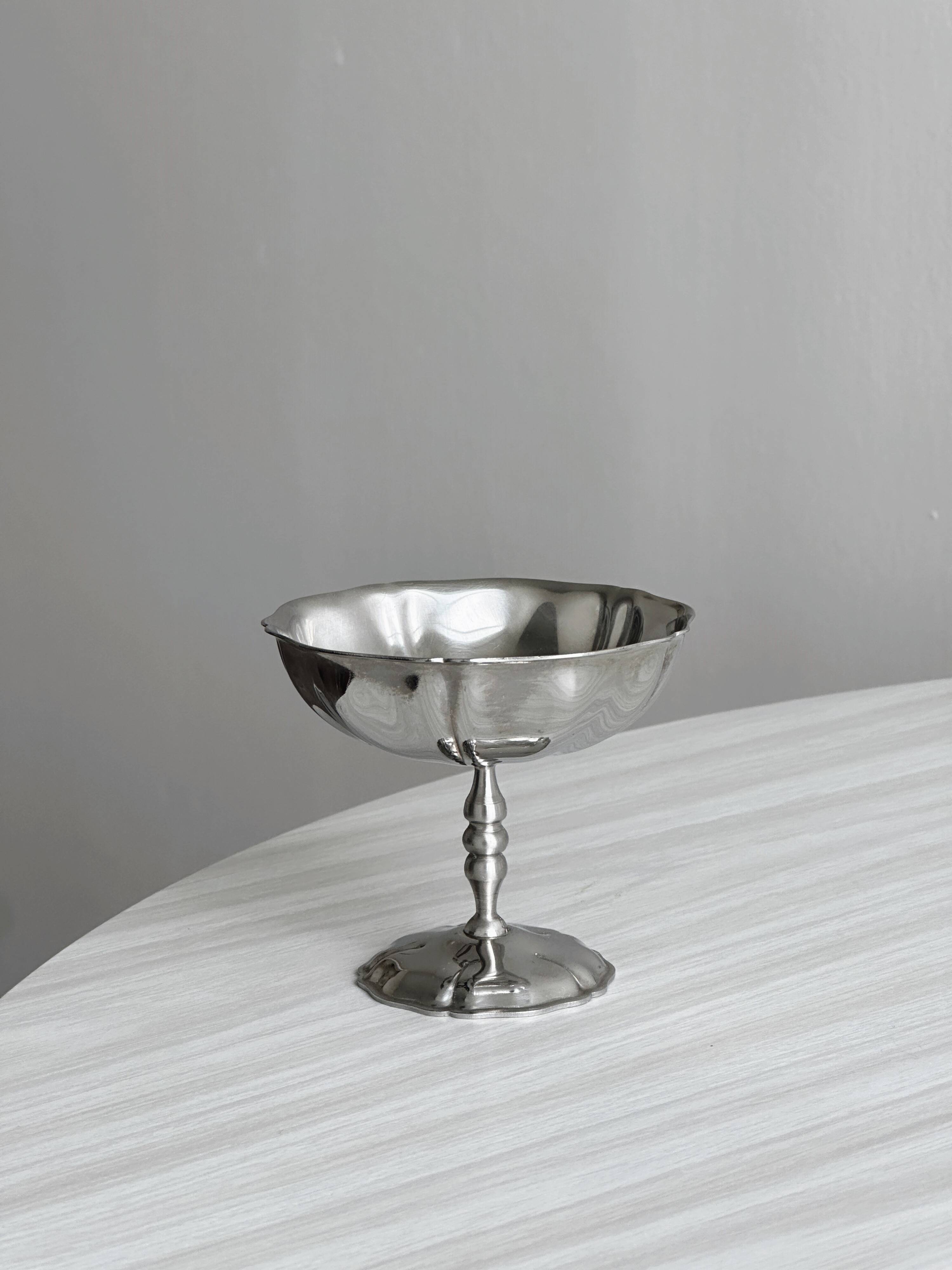 6 stainless steel cups