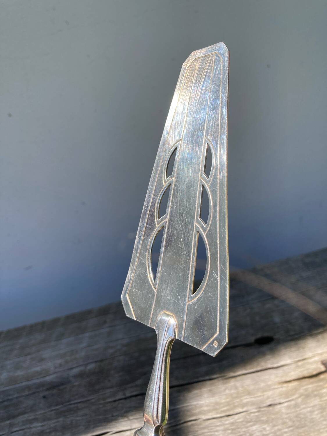Silver metal art deco pie server