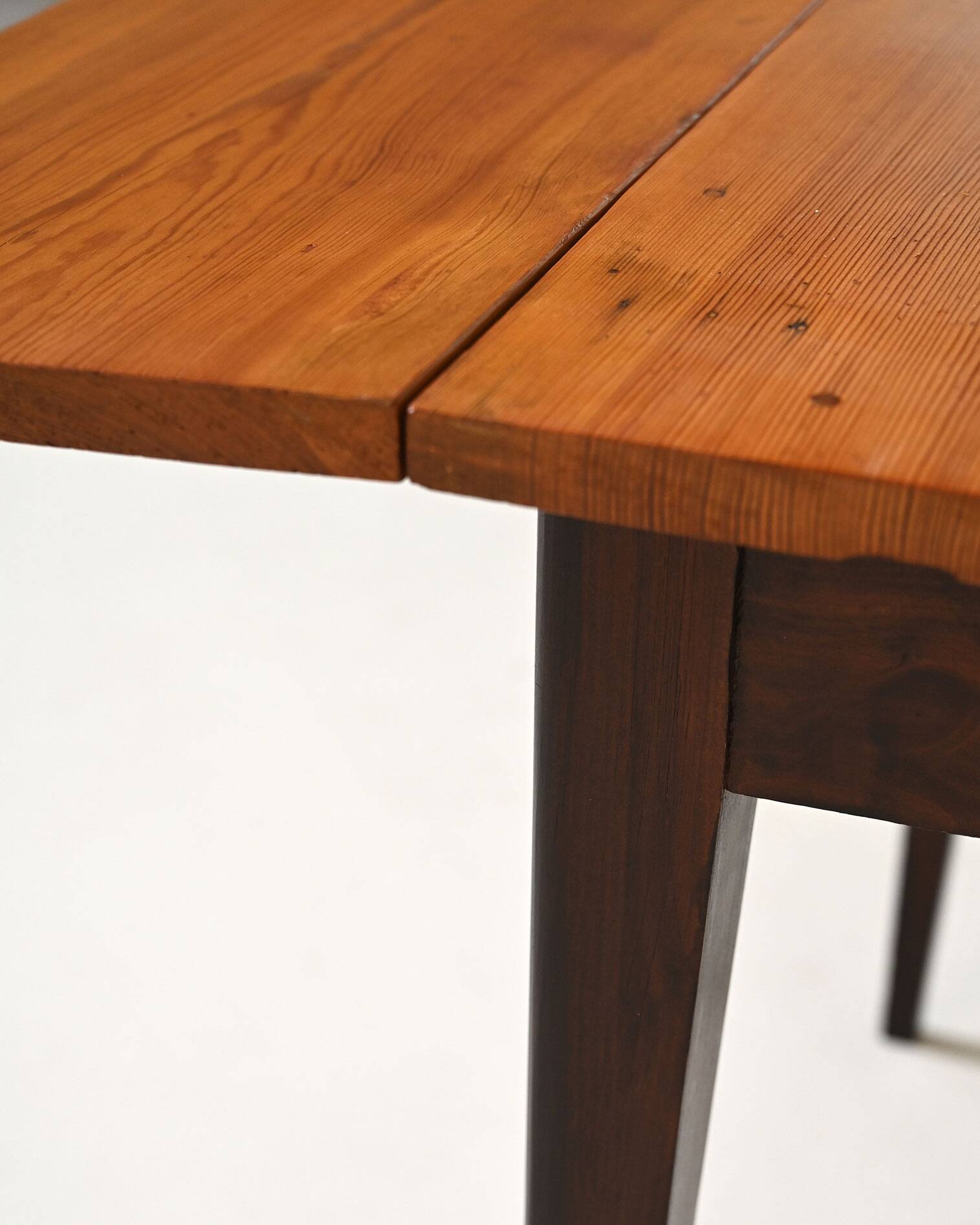 Table à rabats en pin massif scandinave, années 1960