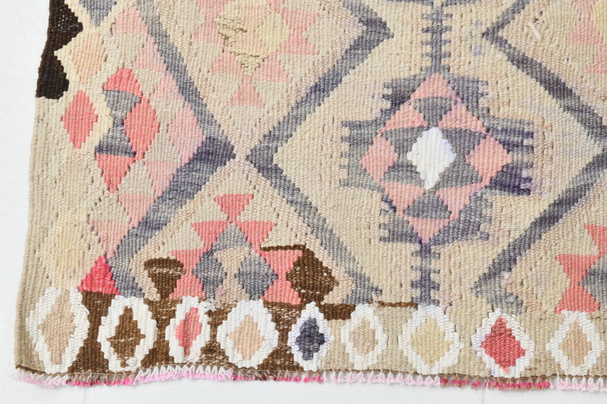 3x12 Pink & Beige Geometric Kilim Runner Rug, 94x378Cm