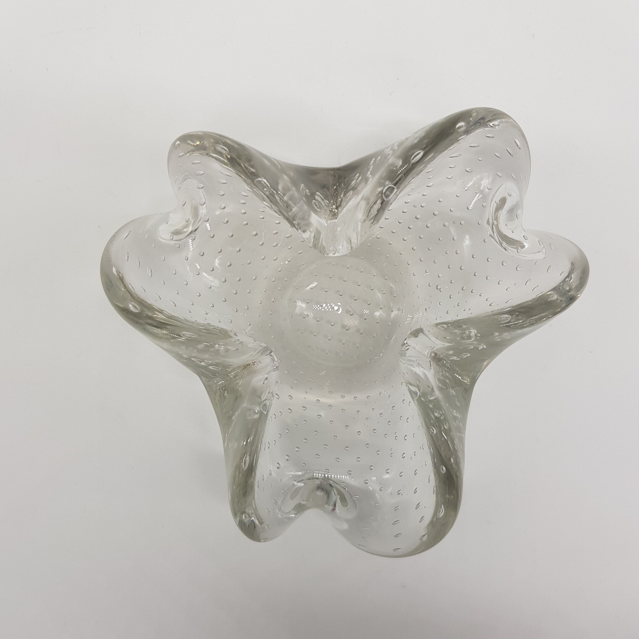 Murano controlled bubble decorating glass ashtray