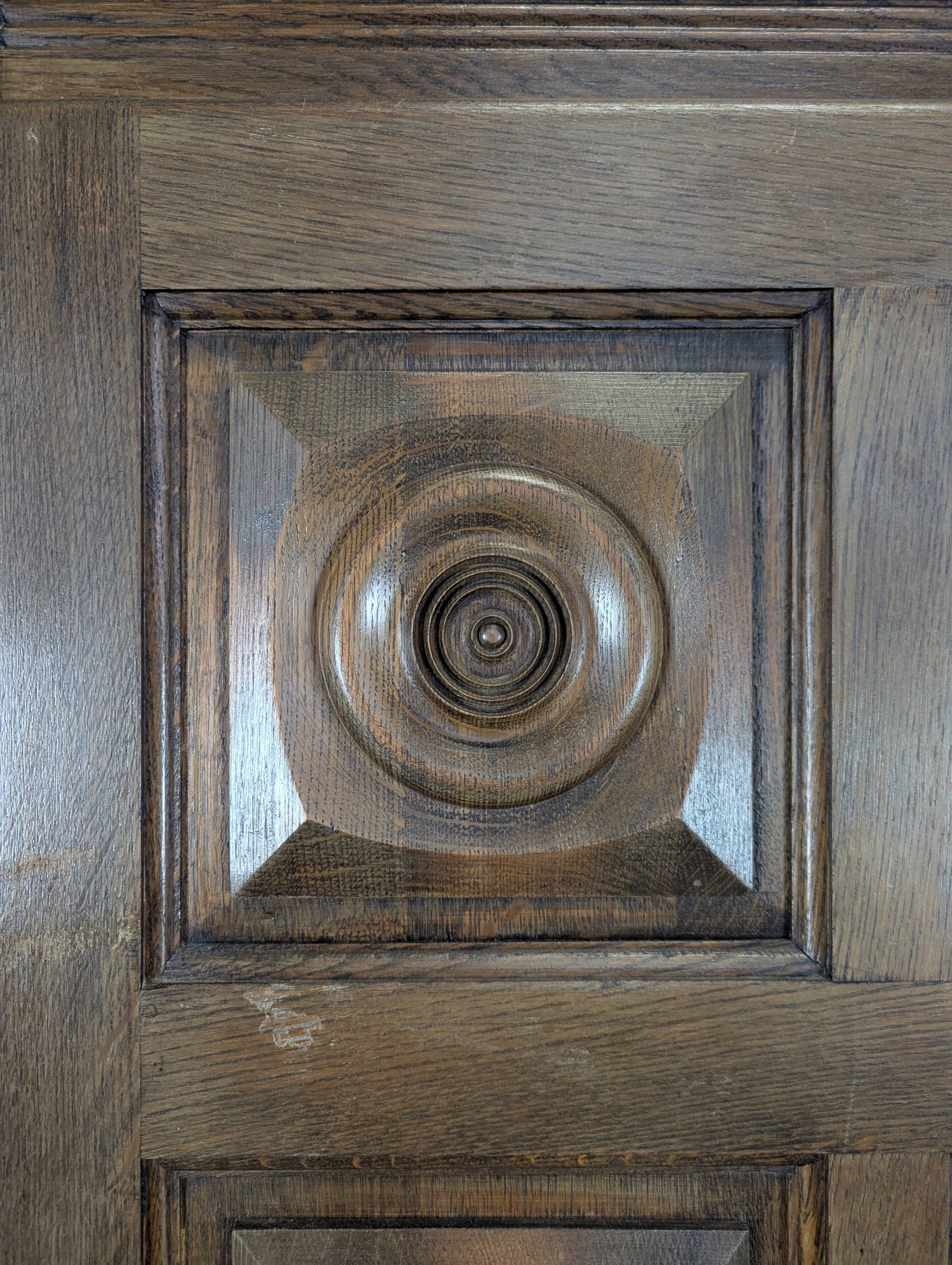 Brutalist bonnetière in the spirit of Dudouyt.