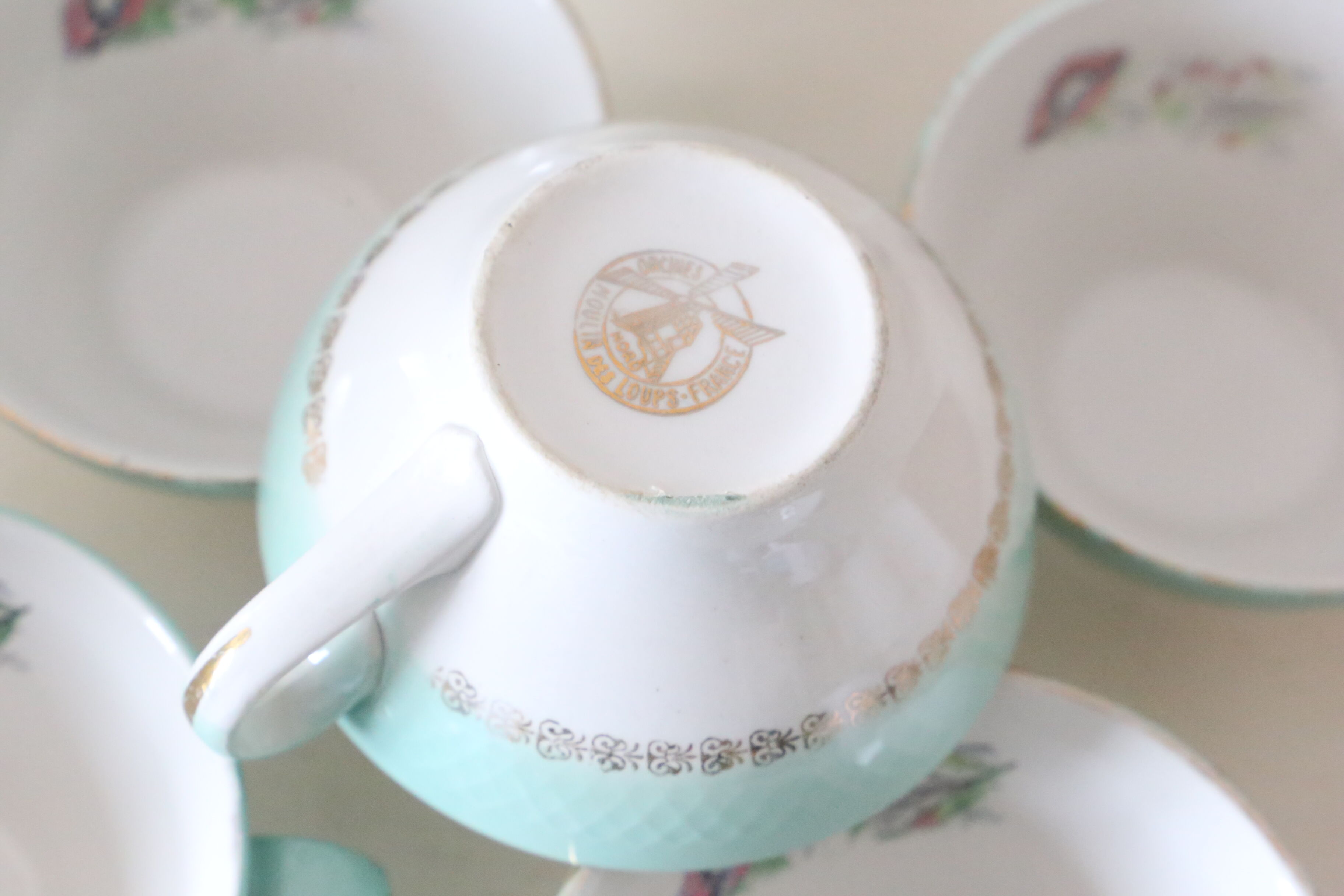 Coffee service, coffee maker, sugar maker, 6 cups and under cups, Moulin des Loups