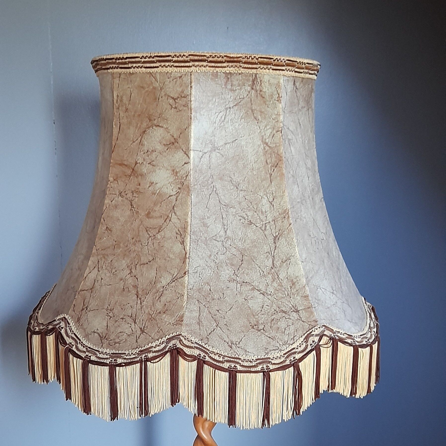 Abat day fringed pagoda, pig bladder style, 50s