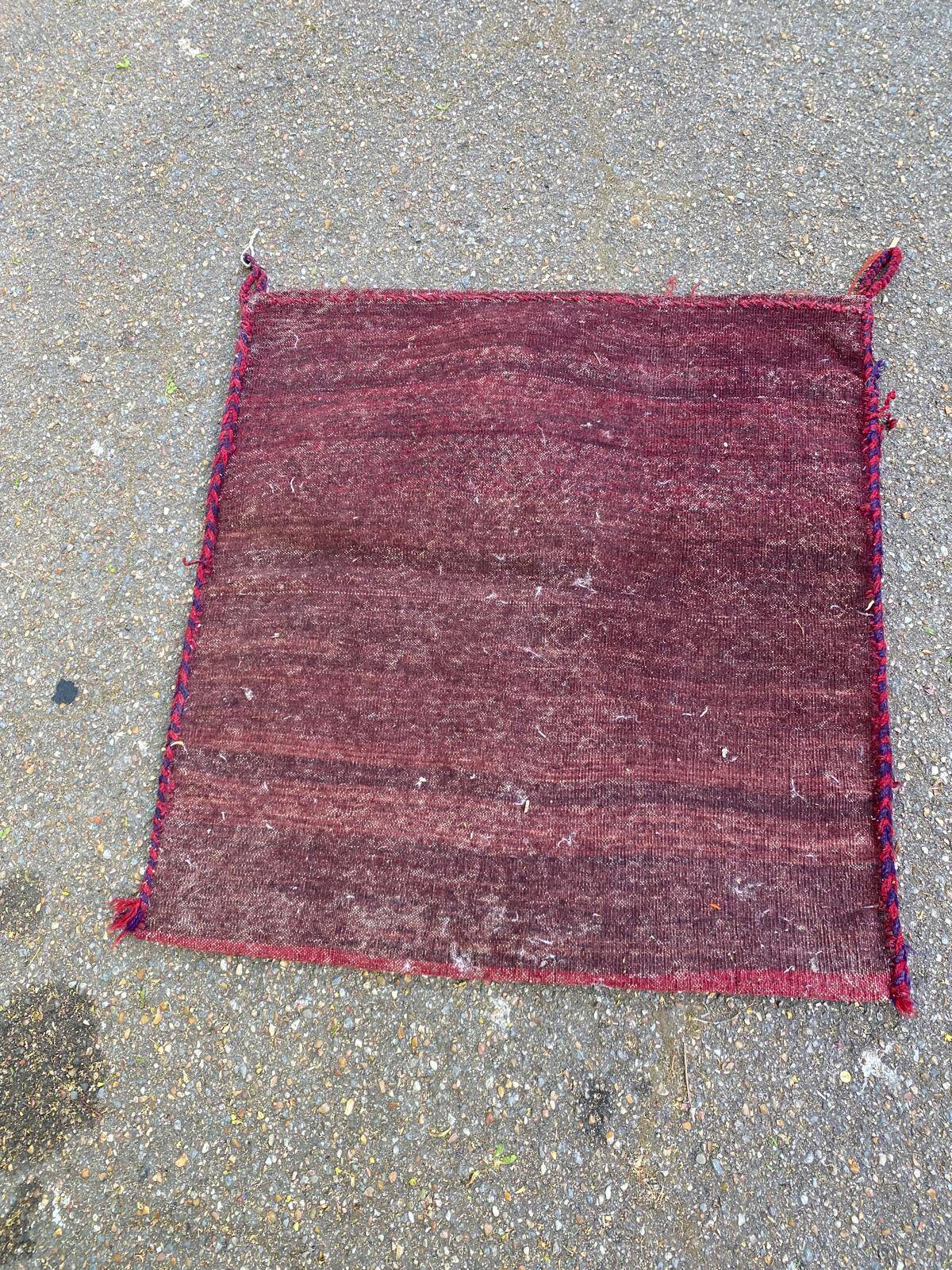 Persian Khorjin Kilim rug, hand-woven wool pouch, 75x75cm.