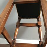 Chaise étroite