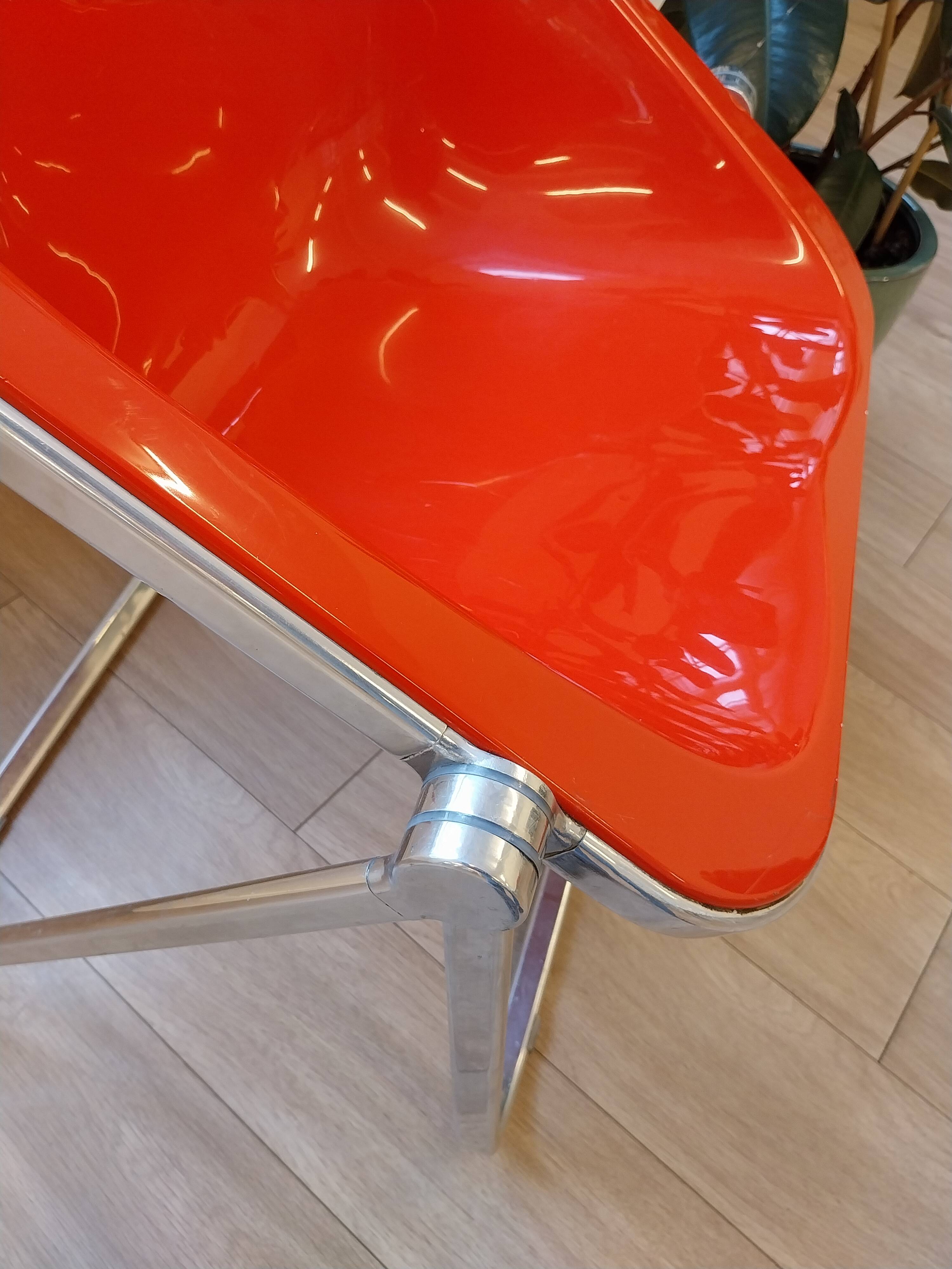 Vintage red Plona armchair – Italian design – Anonima Castelli