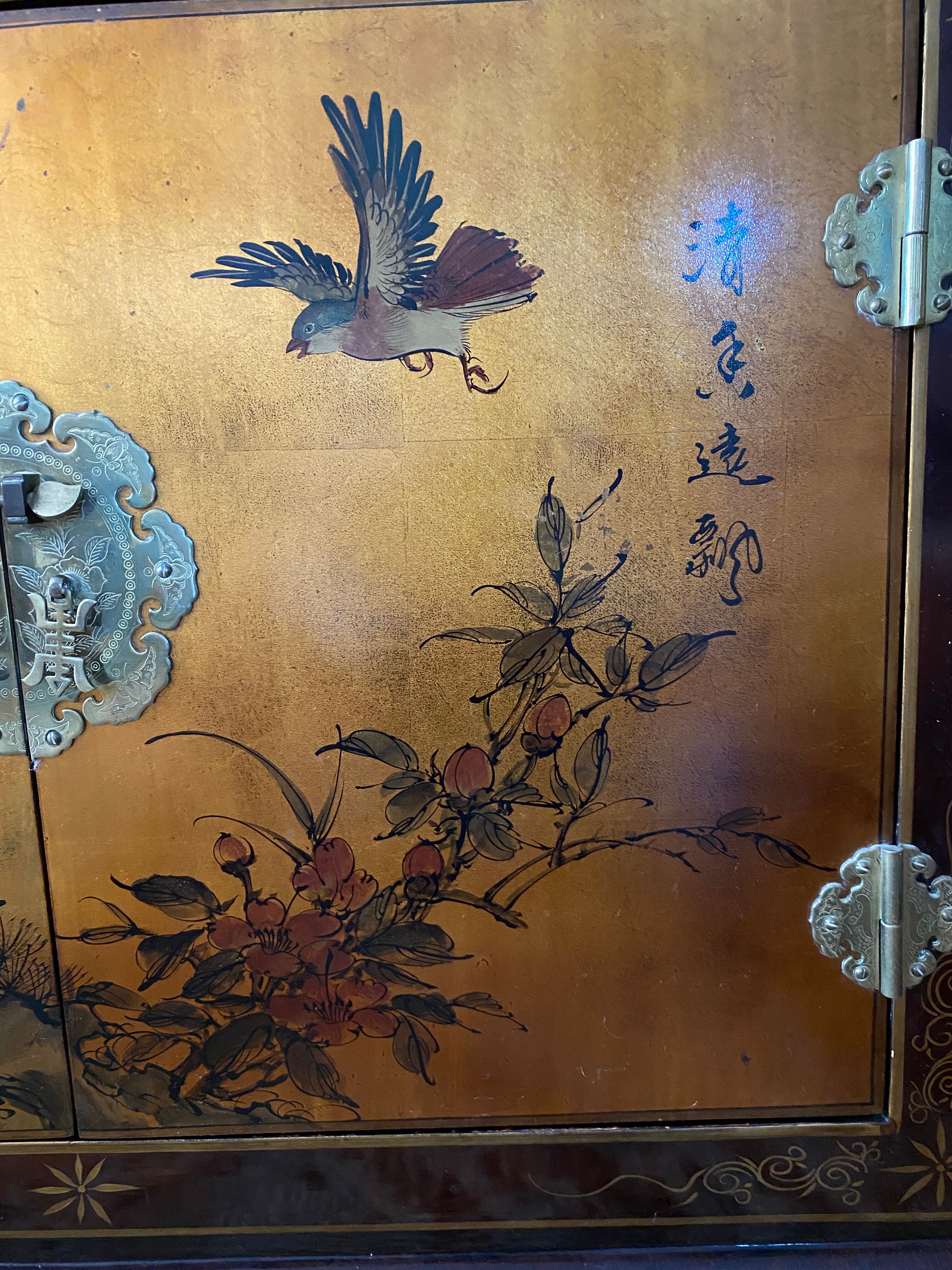 Asian Chinese lacquered sideboard furniture