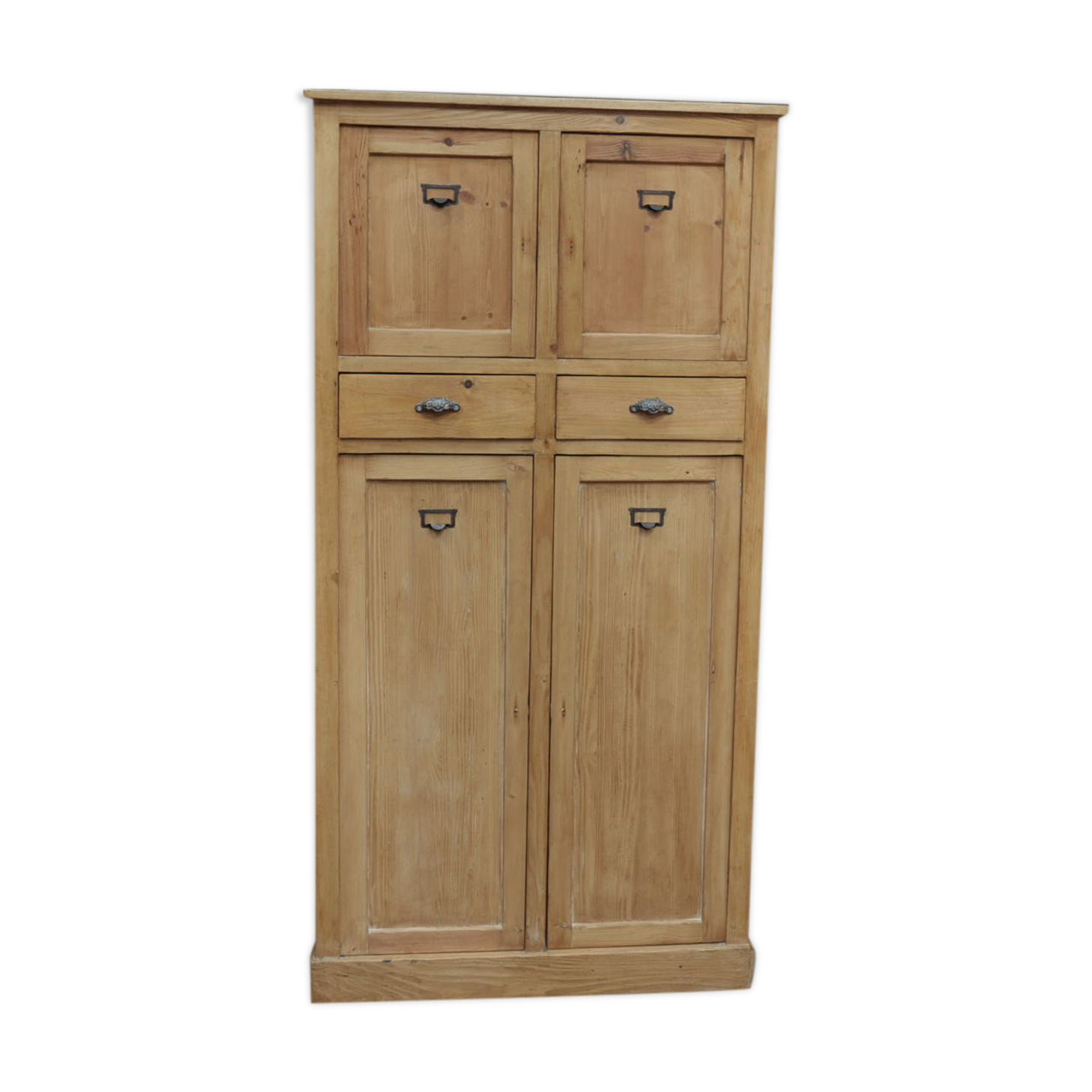 Old 1930 vintage fir cabinet with 4 doors 2 drawers