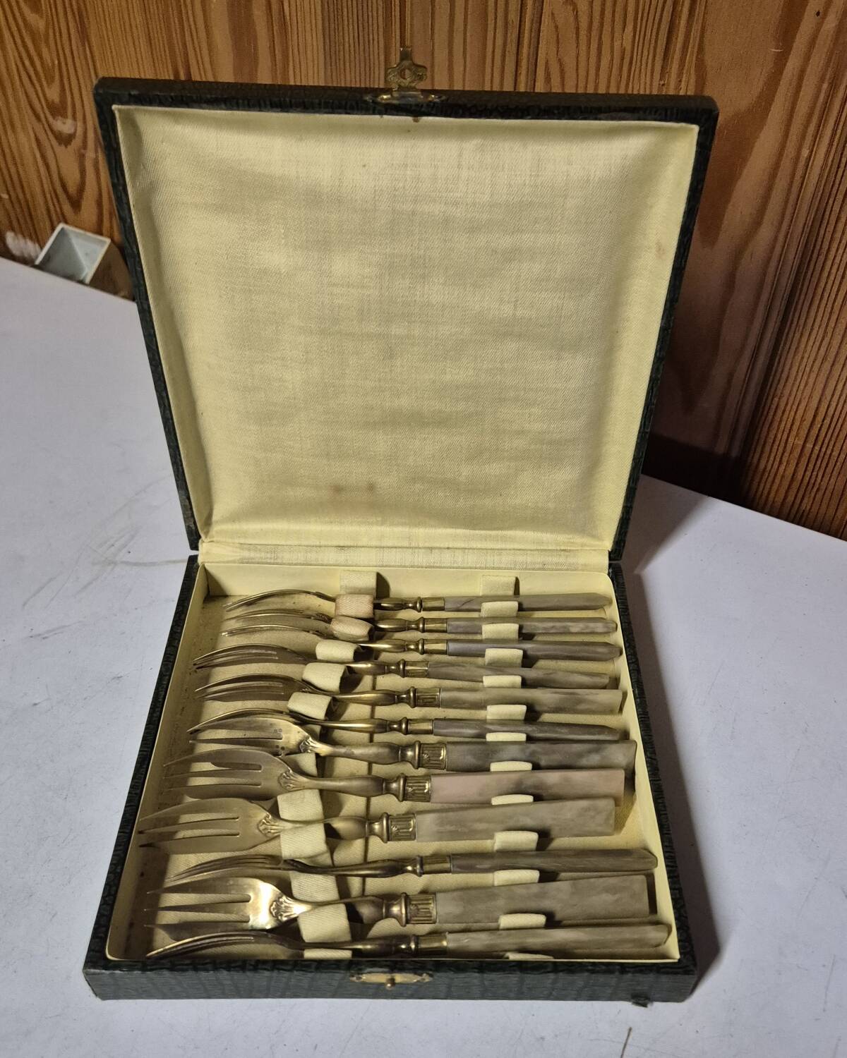 Set of 12 vintage dessert forks with pearl handles