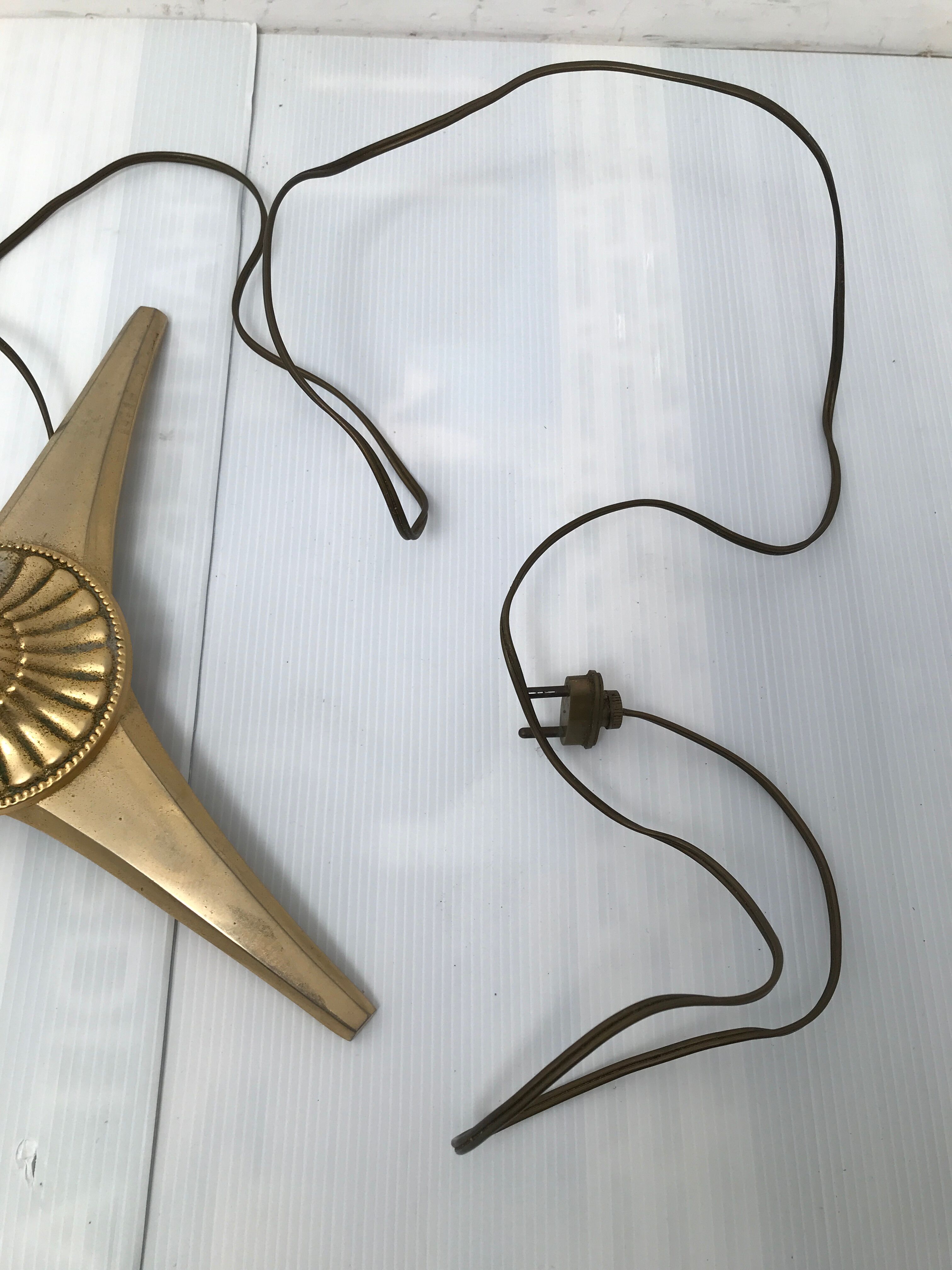 Vintage golden brass lamp anne 50