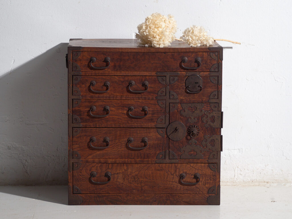 Antique storage chest – Meiji / Taishō period (c.1868-1926) #34