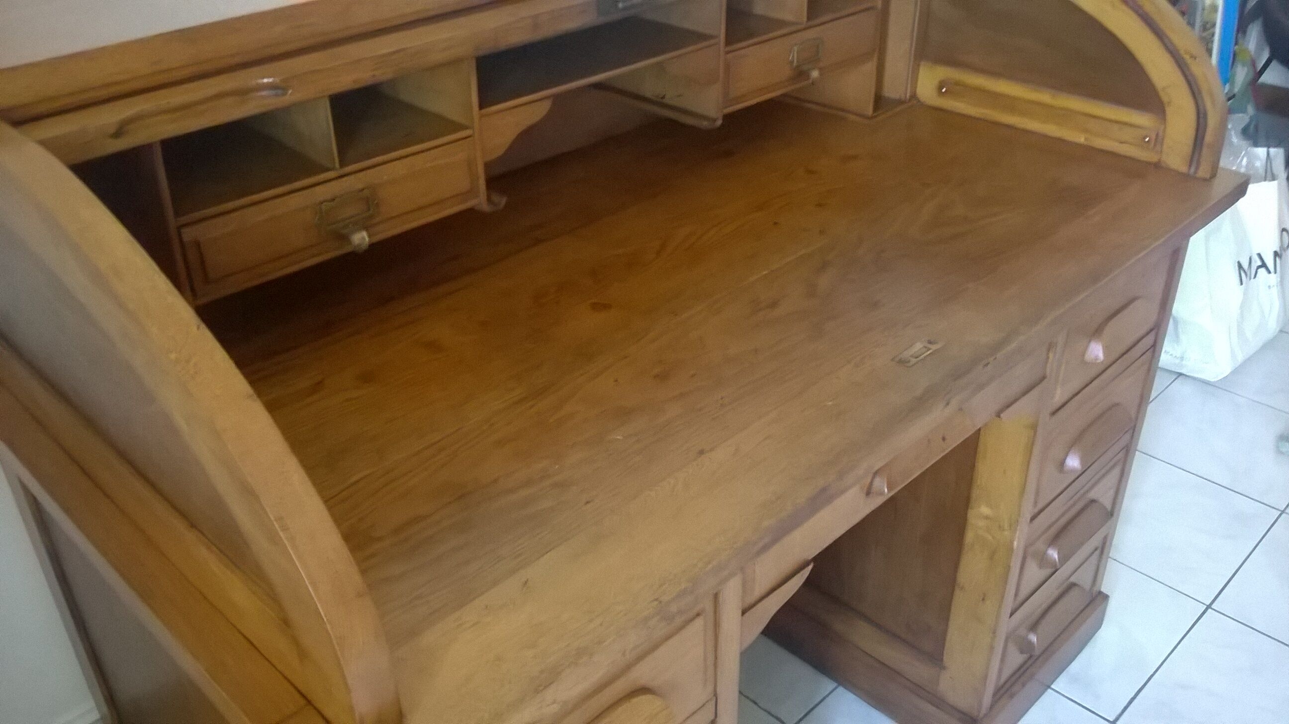 American desk with oak curtain