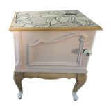 Bedside table