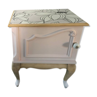 Bedside table