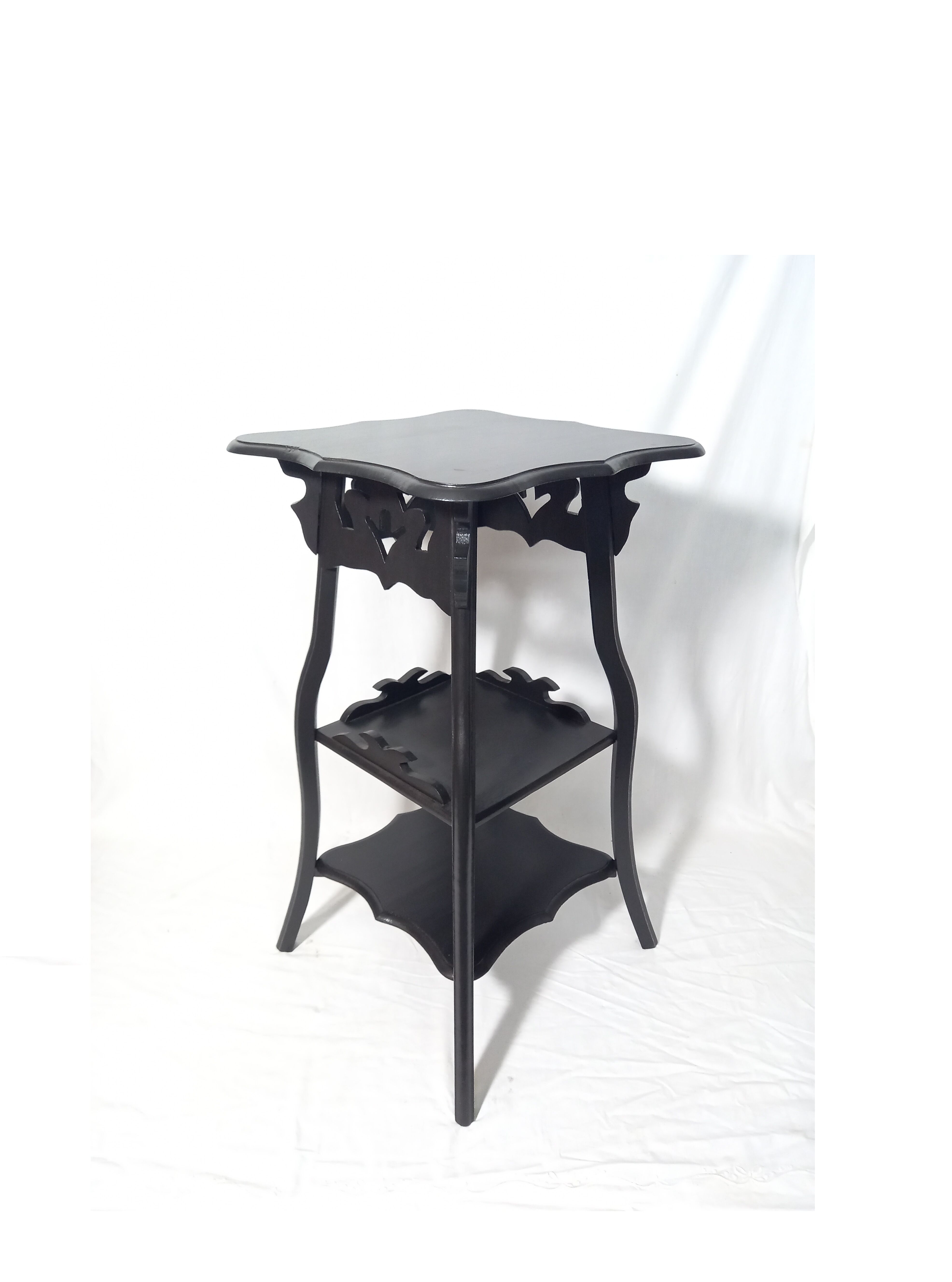 Art nouveau fifth wheel with three levels in black