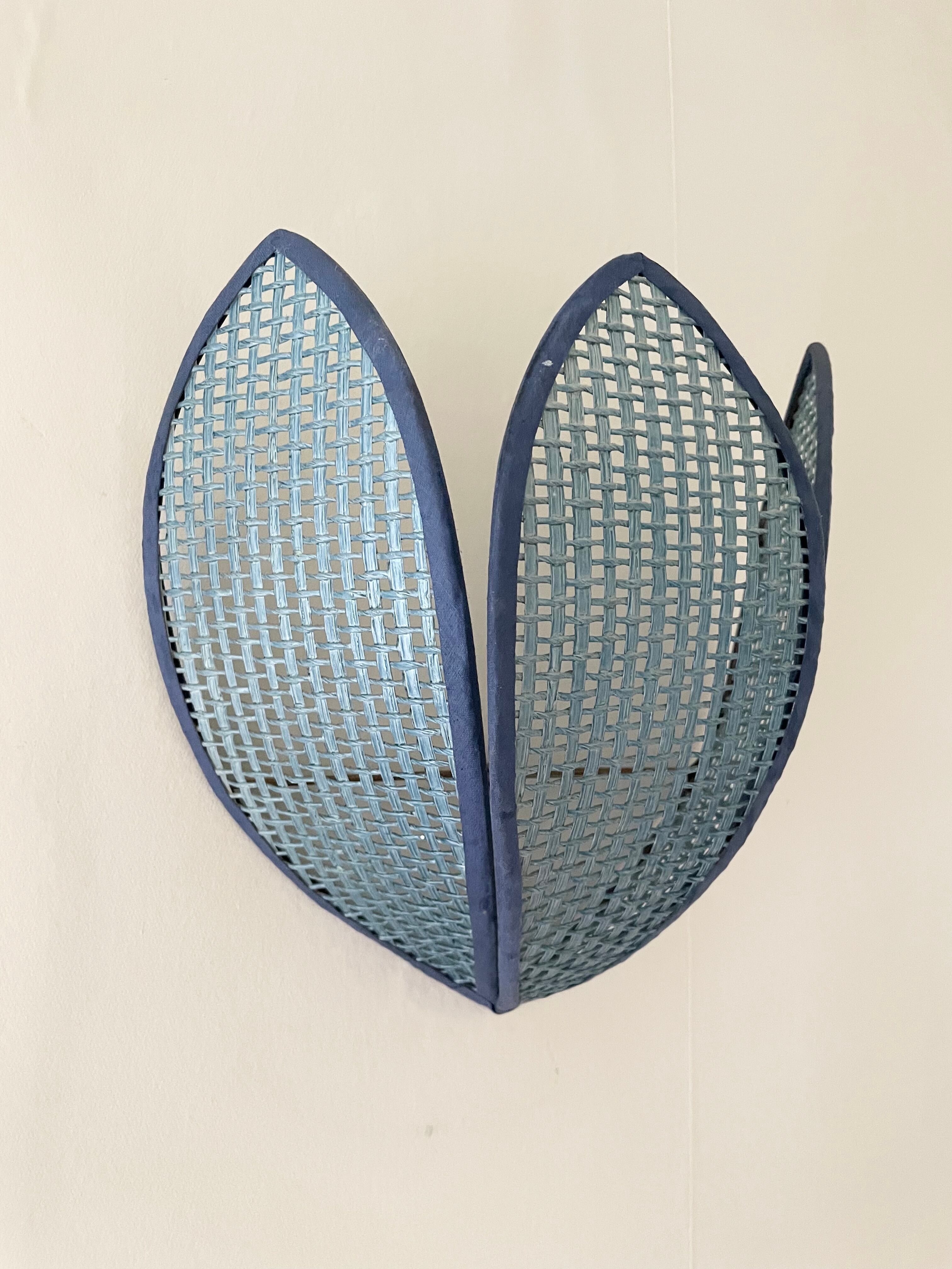 Lotus flower canning wall lamp