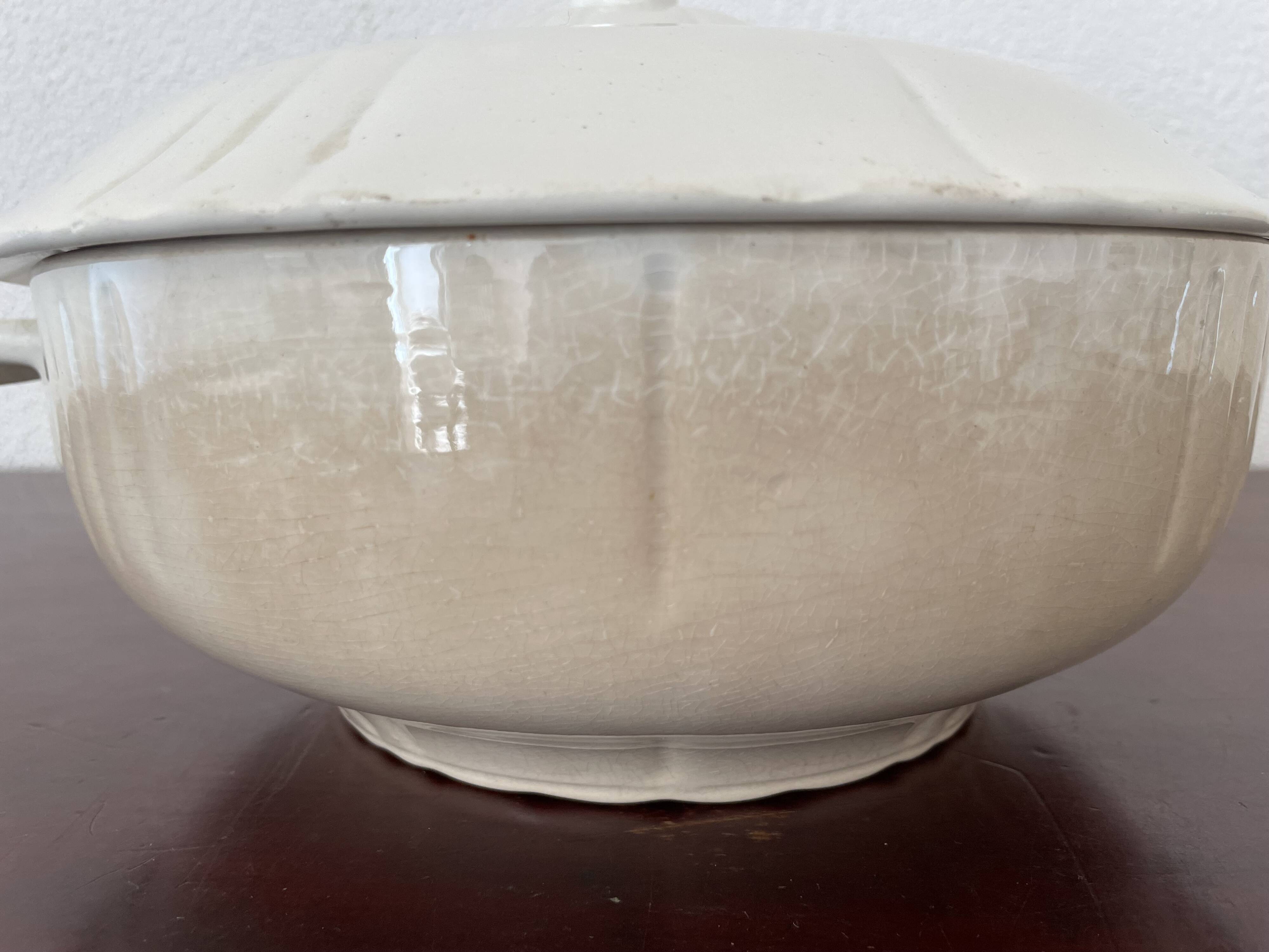 White iron clay soup tureen Moulin des Loups & Hamage Nord