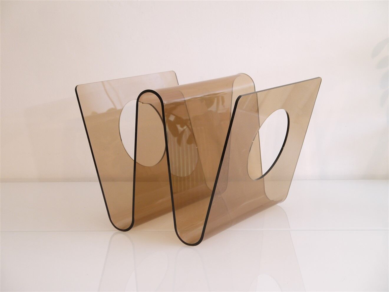 Vintage plexiglass plexiglass magazine holder bobois 1970
