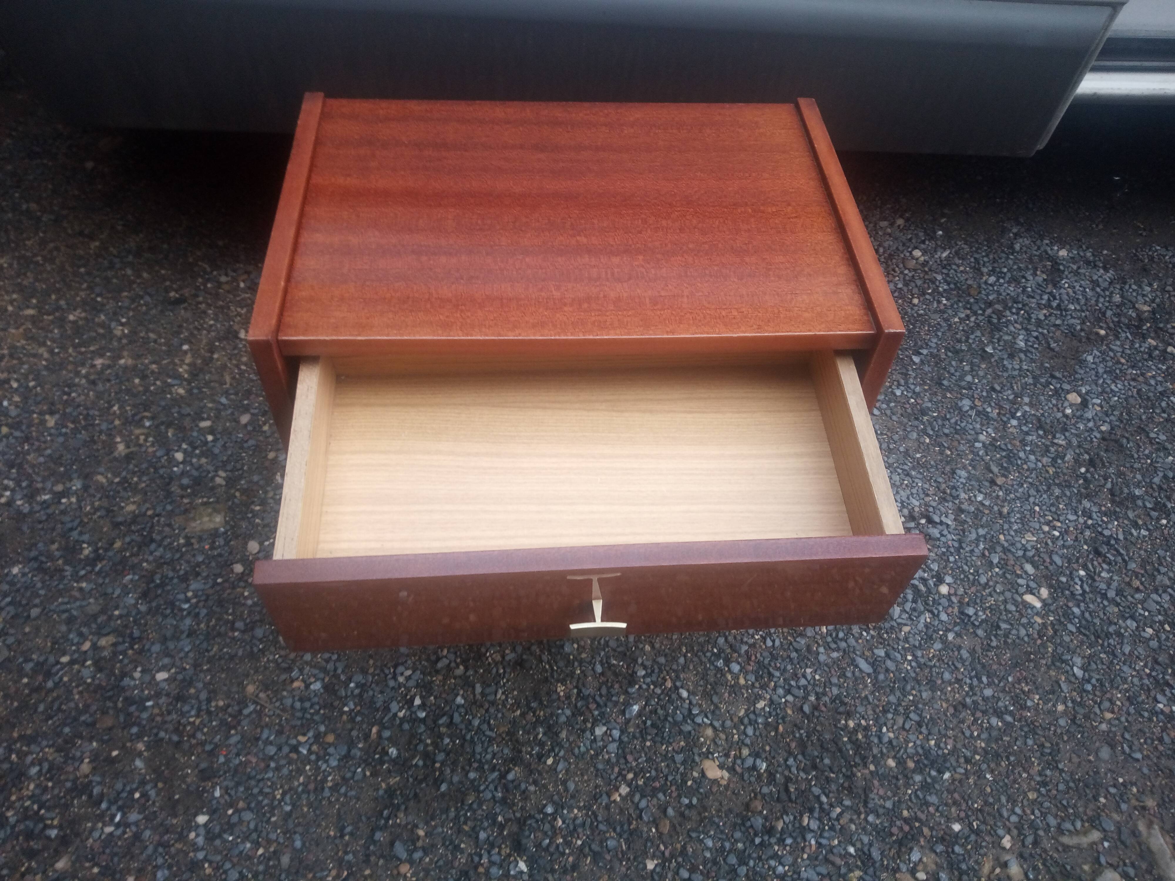 Bedside table