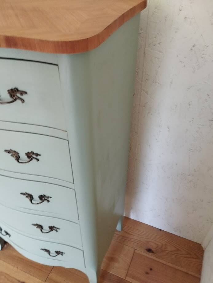 Chest of drawers, Tallboy