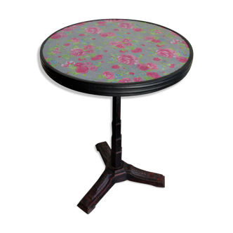 Bistro table