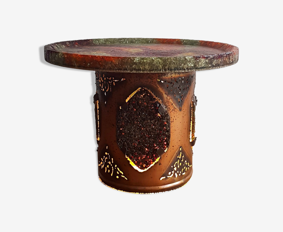 Table basse Accolay plateau en résine piètement en métal cuivré