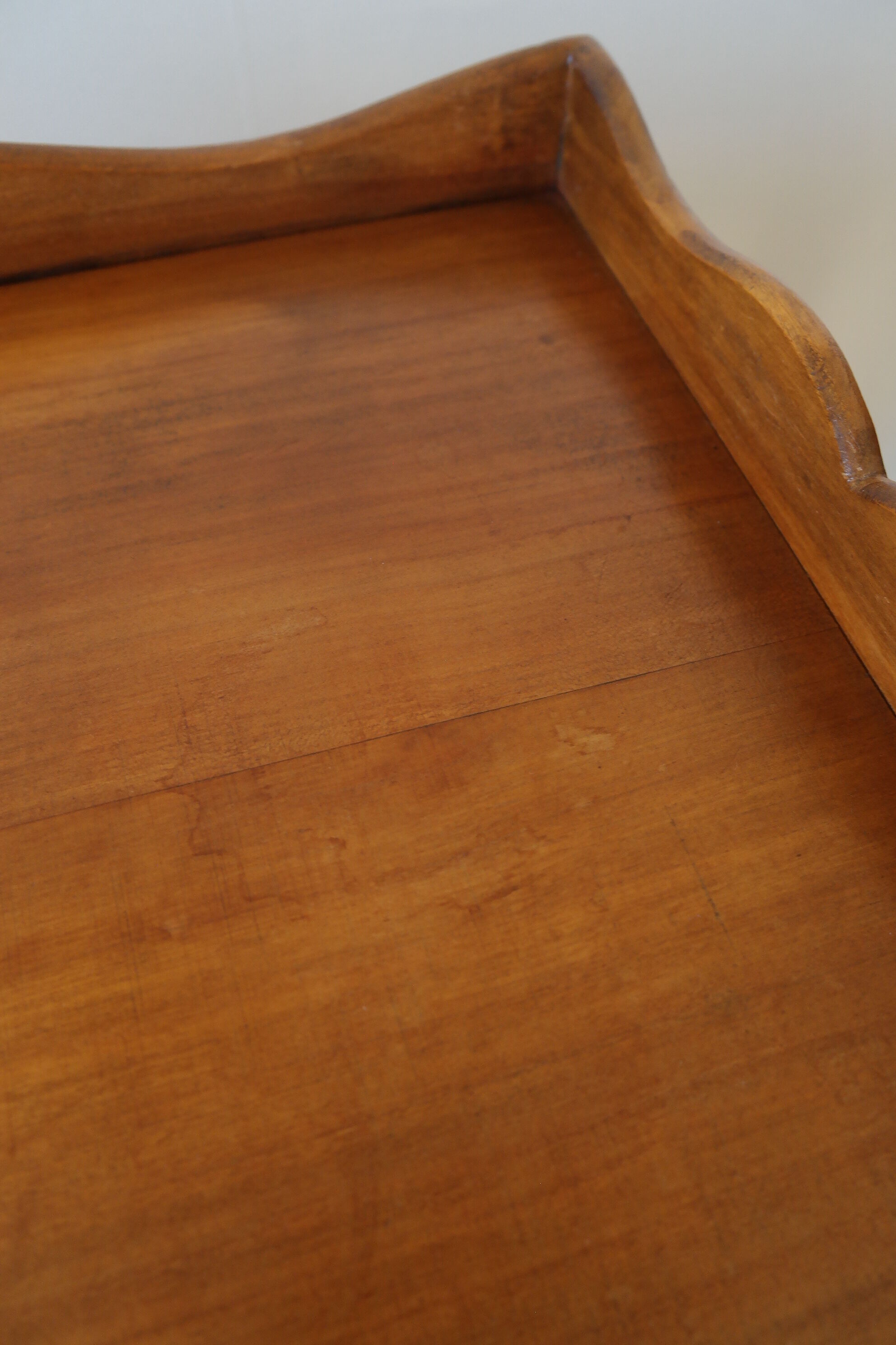 Pair of bedsides made of cherry wood