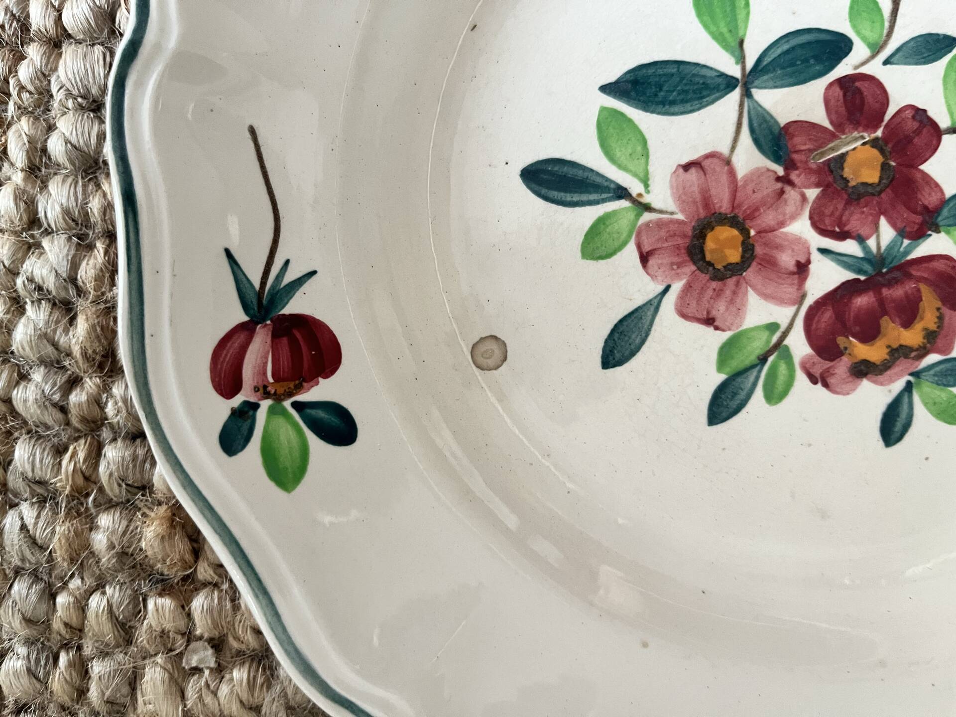 8 assiettes plates 